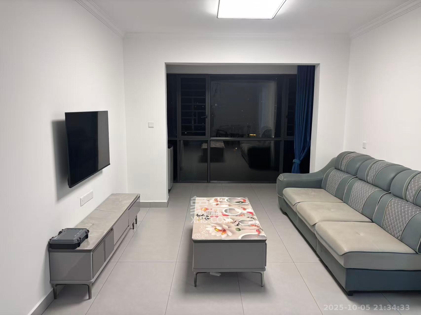 长沙溪山悦  3室2厅1卫    2600.0元/月 长沙溪山悦  3室2厅1卫    2600.0元/月