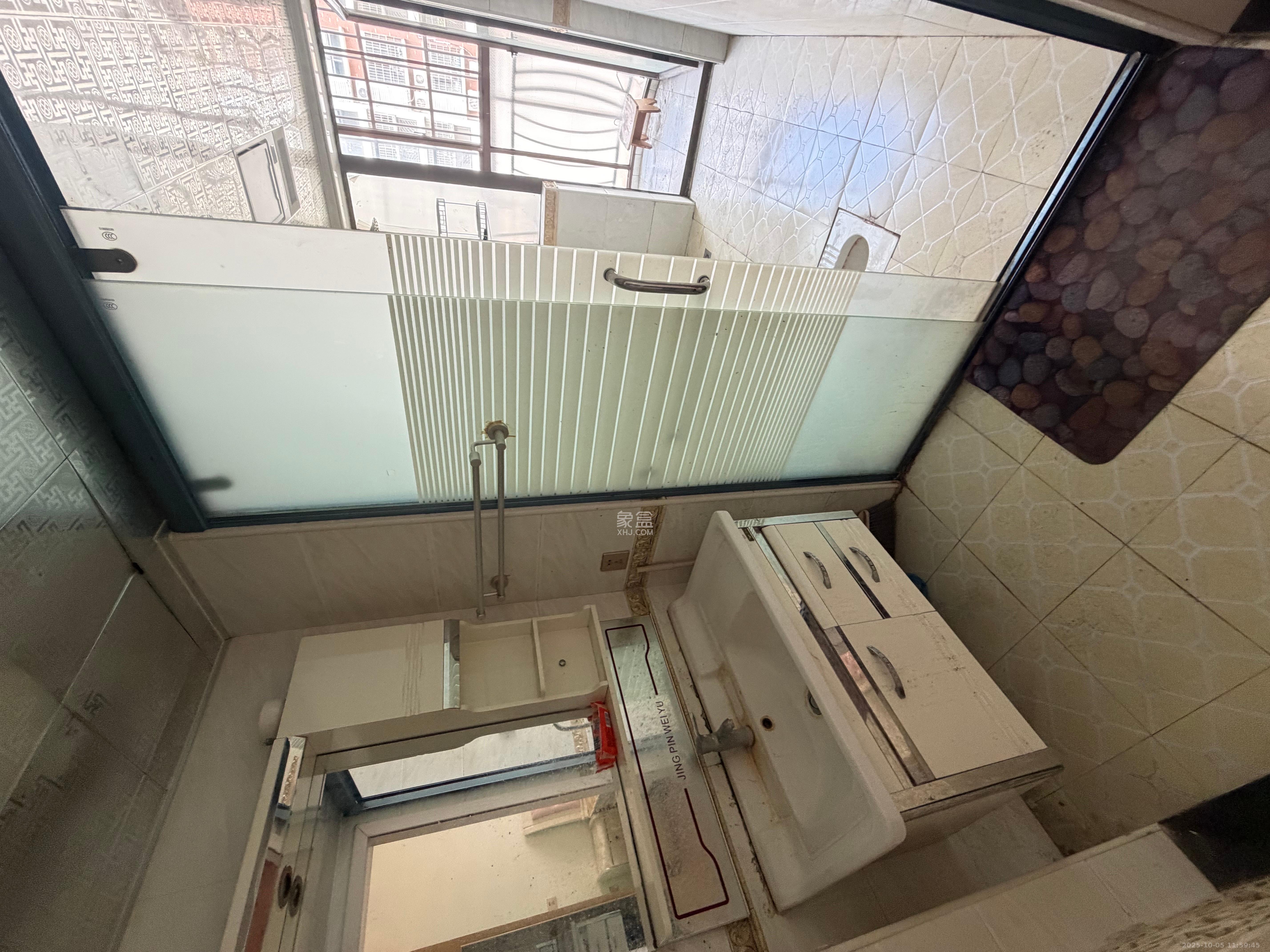 丽都桃源(金峰北院二期)  2室2厅1卫    1800.0元/月 丽都桃源(金峰北院二期)  2室2厅1卫    1800.0元/月室内图