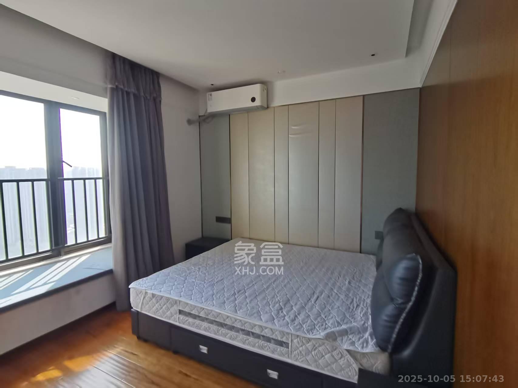 万科里金域滨江 4室3厅2卫 5000.0元/月 万科里金域滨江 4室3厅2卫 5000.0元/月室内图