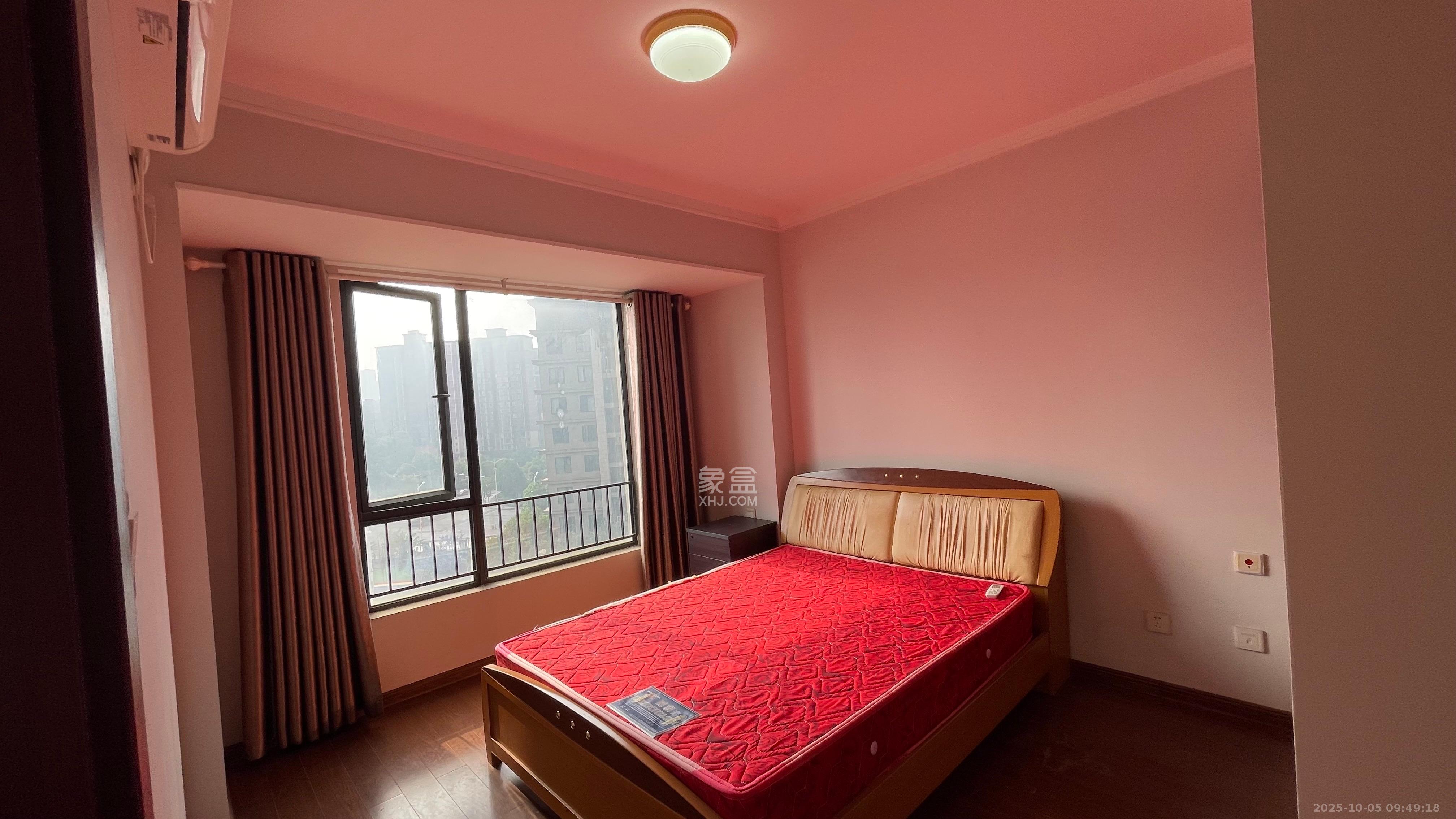 万科金域华府二期 3室2厅2卫 2100.0元/月 万科金域华府二期 3室2厅2卫 2100.0元/月室内图