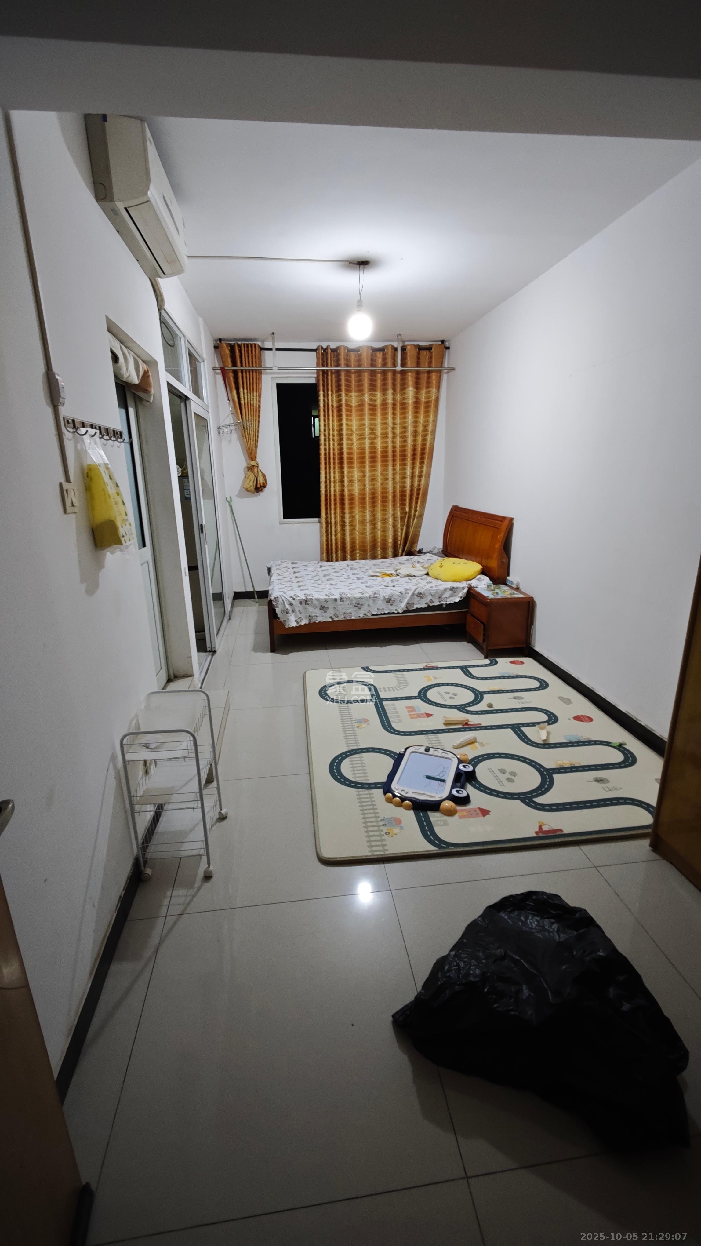 格林星城  3室2厅2卫    2600.0元/月室内图