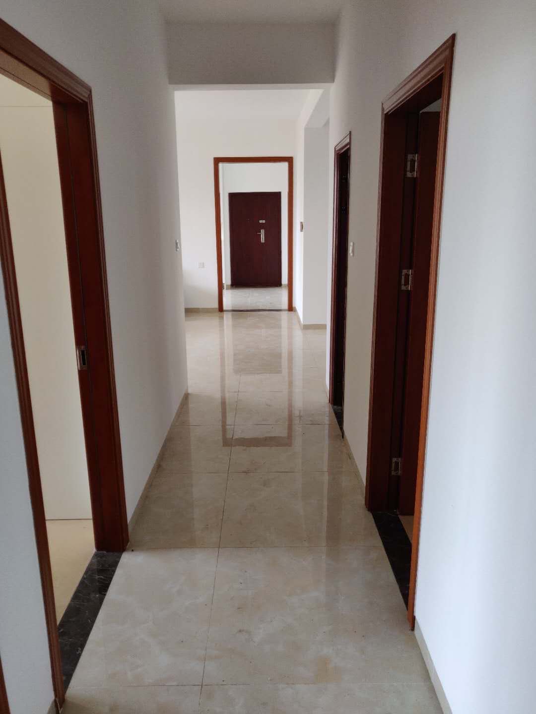 和风鑫苑 4室2厅2卫 3500.0元/月 和风鑫苑 4室2厅2卫 3500.0元/月室内图