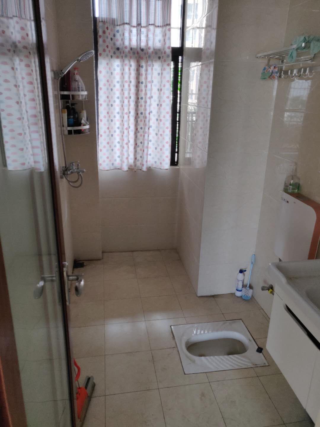 和风鑫苑 4室2厅2卫 3500.0元/月 和风鑫苑 4室2厅2卫 3500.0元/月室内图