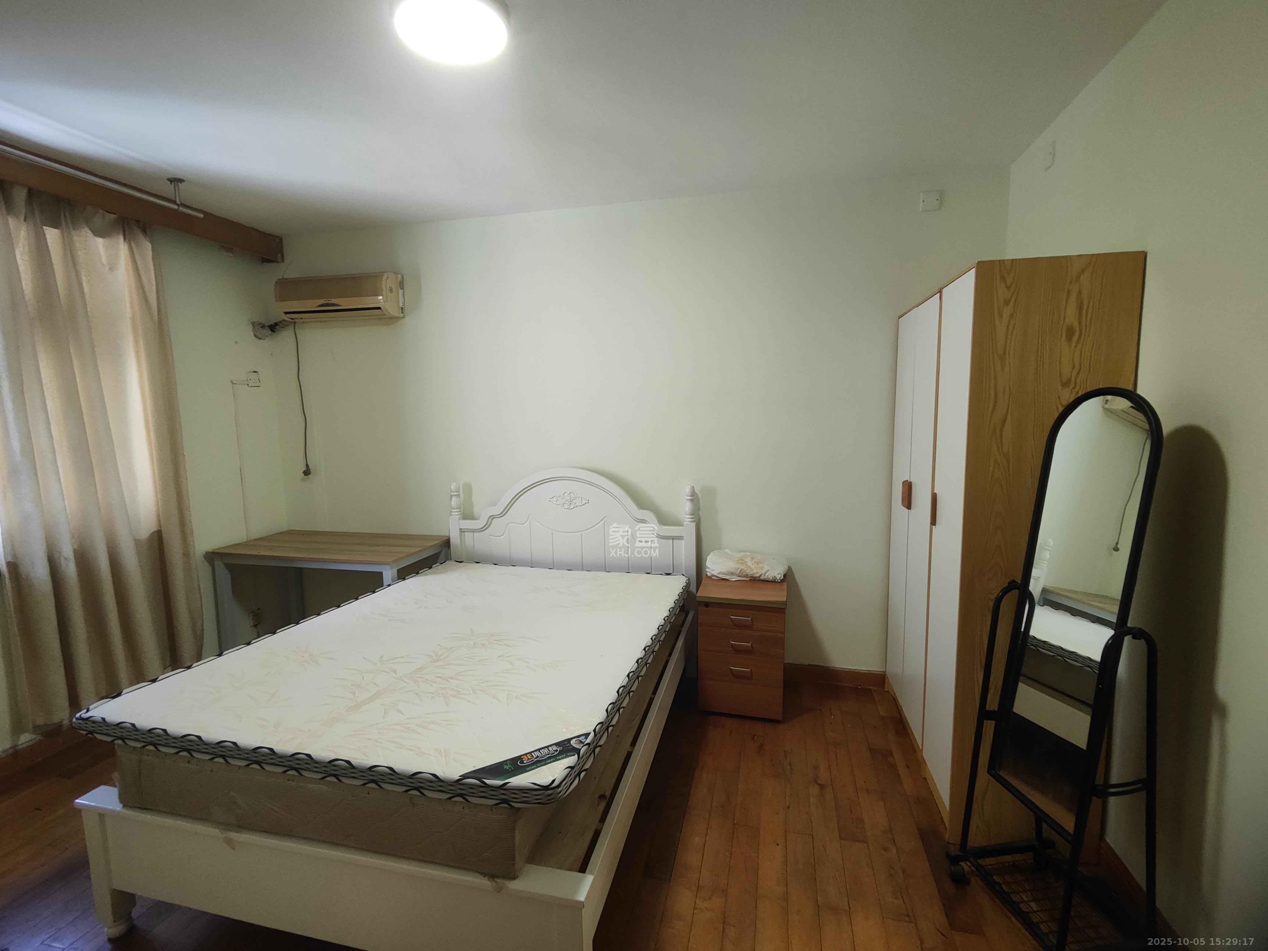 上麻园岭散盘 6室1厅2卫 3500.0元/月 上麻园岭散盘 6室1厅2卫 3500.0元/月室内图