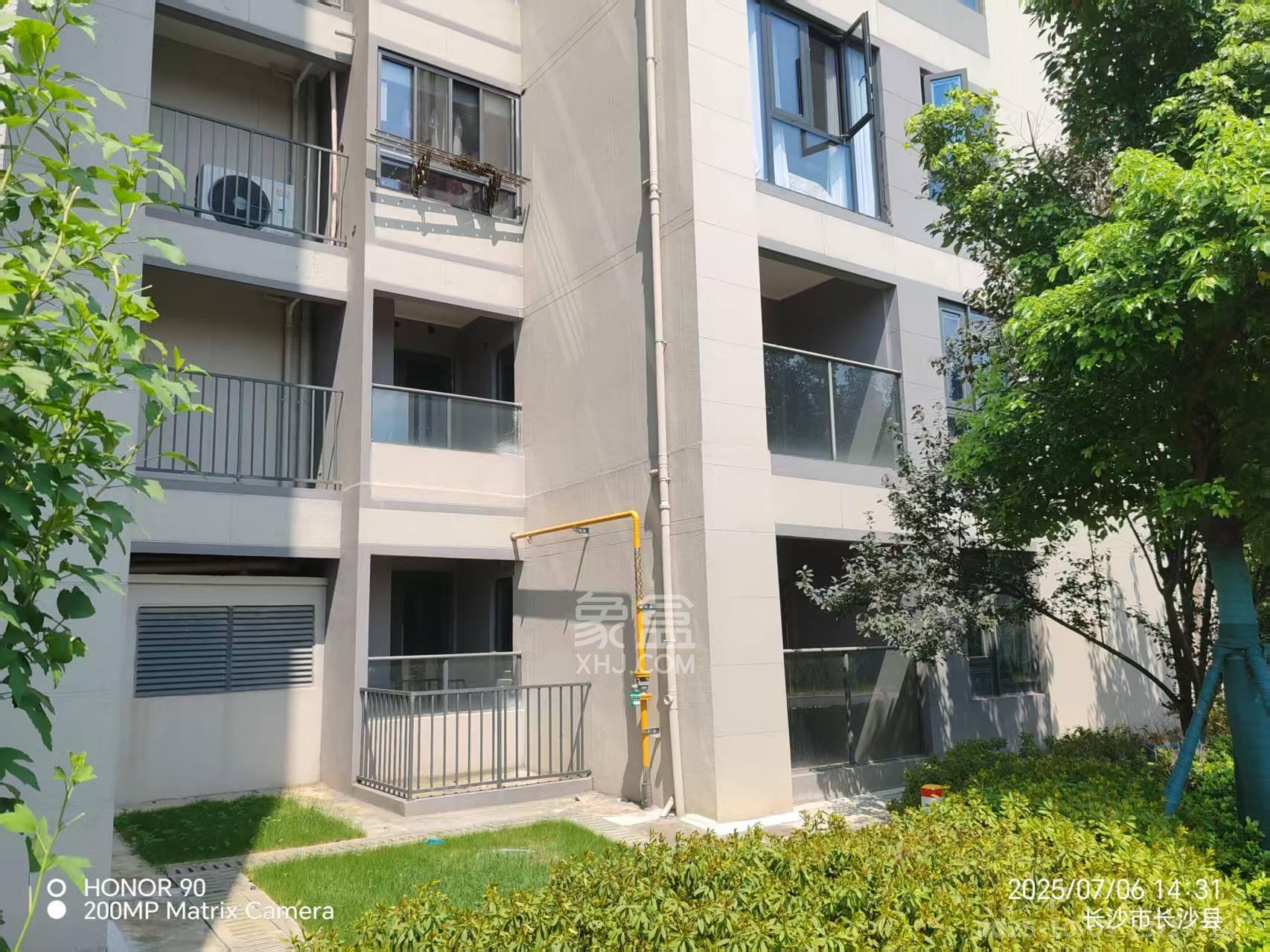 新城明昱东方  3室2厅1卫    1500.0元/月室内图