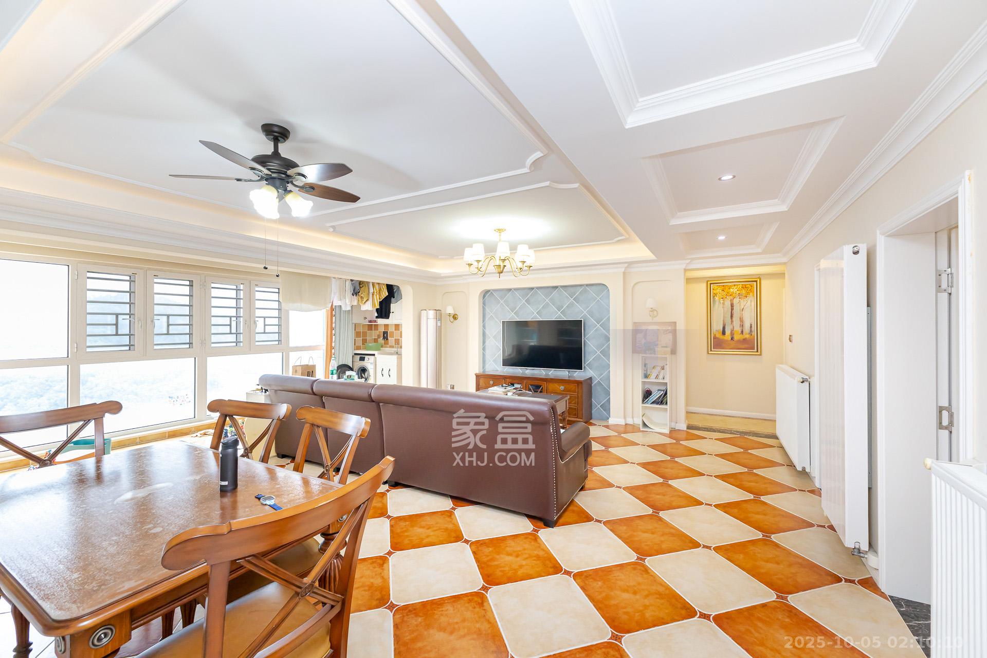 龙湖湘风原著（龙湖湘风星城）  4室2厅2卫    123.0万