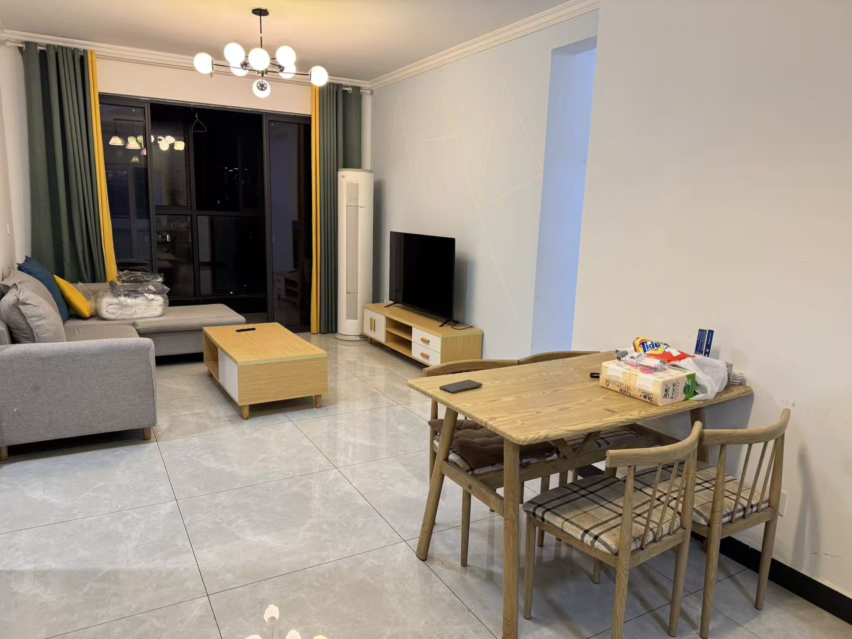 振业城三期  3室2厅1卫    2700.0元/月 振业城三期  3室2厅1卫    2700.0元/月户型图