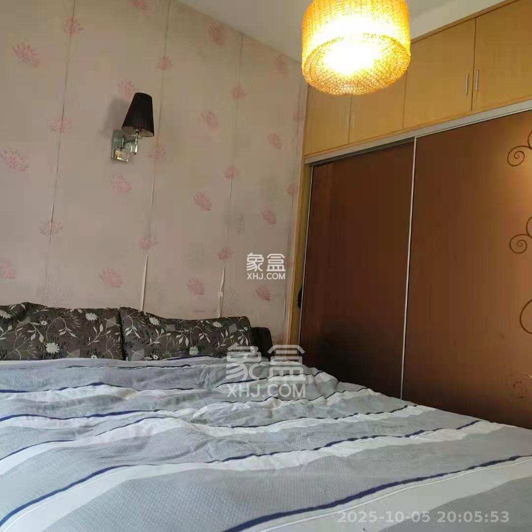 鄱阳小区 3室2厅1卫 1400.0元/月 鄱阳小区 3室2厅1卫 1400.0元/月室内图