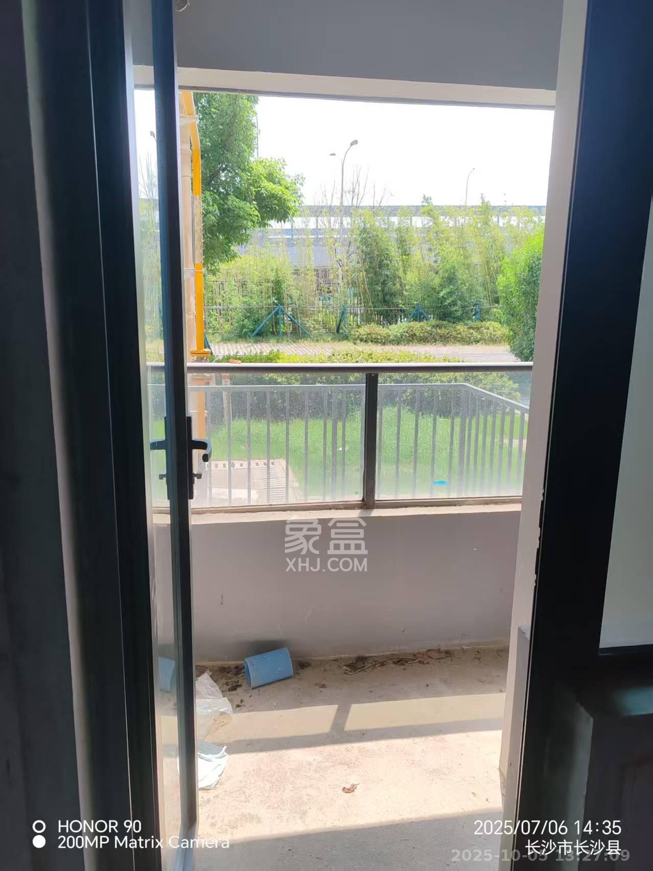 新城明昱东方 3室2厅1卫 1500.0元/月 新城明昱东方 3室2厅1卫 1500.0元/月室内图