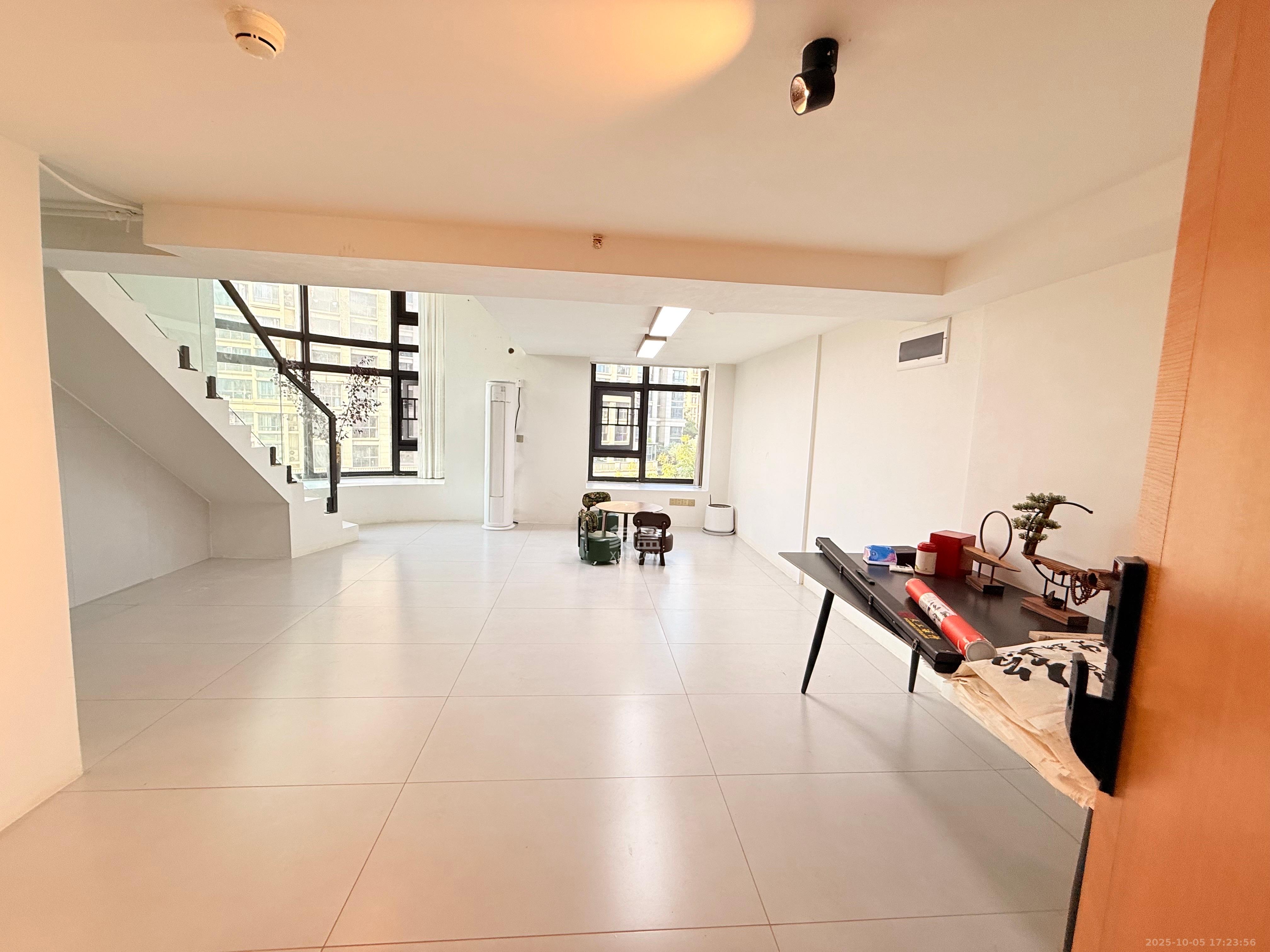 明昇壹城（明昇时代广场）三期  1室0厅0卫    2300.0元/月室内图