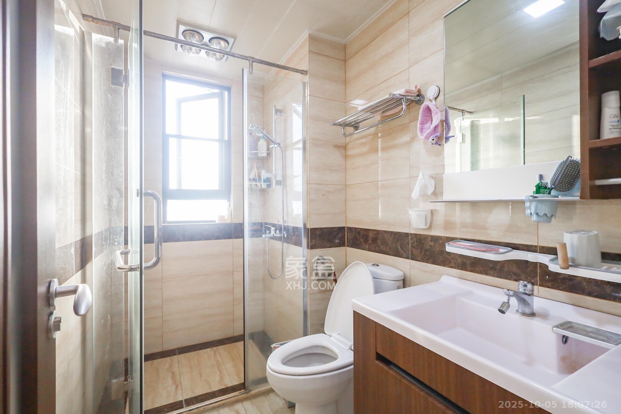 万科里金域国际 3室2厅2卫 162.0万 万科里金域国际 3室2厅2卫 162.0万卫生间