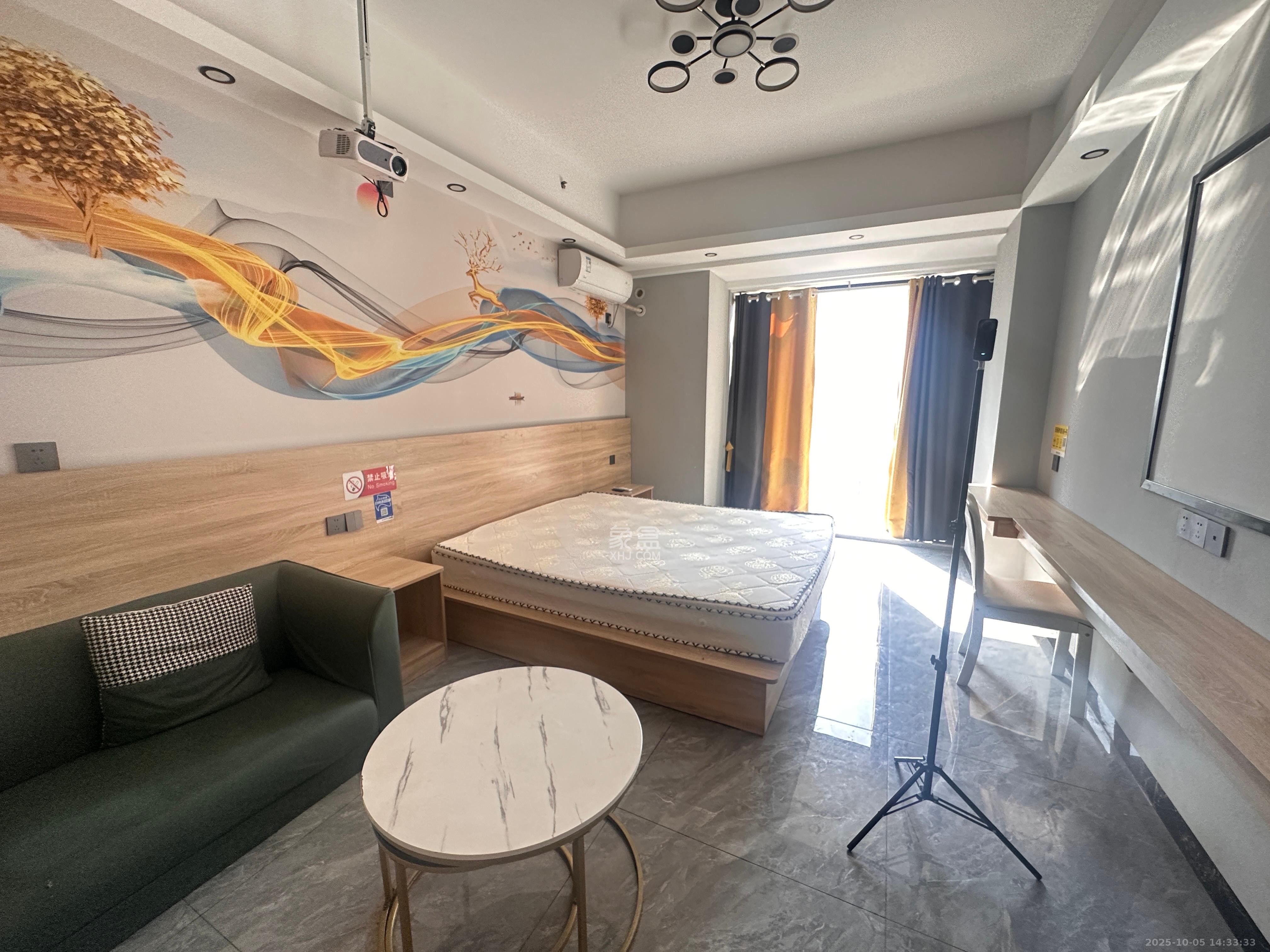 万润时光里  1室1厅1卫    1500.0元/月室内图