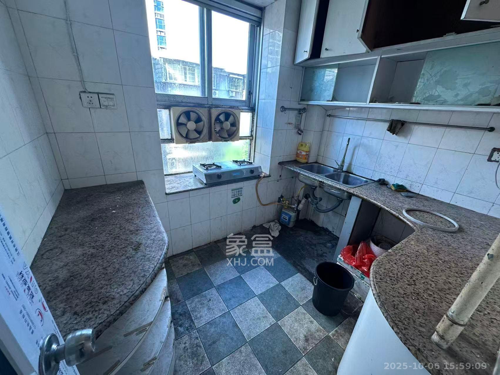 杨家山交警宿舍 2室2厅1卫 1800.0元/月 杨家山交警宿舍 2室2厅1卫 1800.0元/月室内图