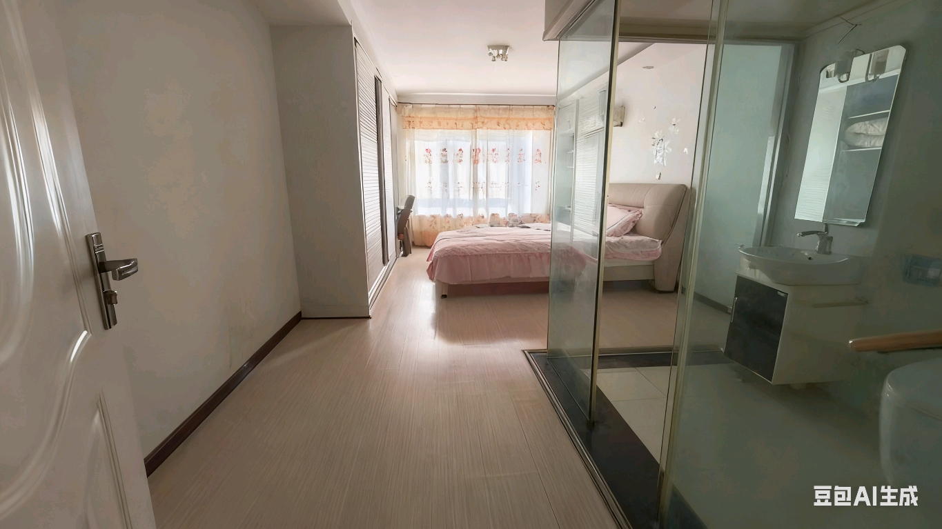 旺角佳园 3室2厅2卫 55.0万 旺角佳园 3室2厅2卫 55.0万客厅