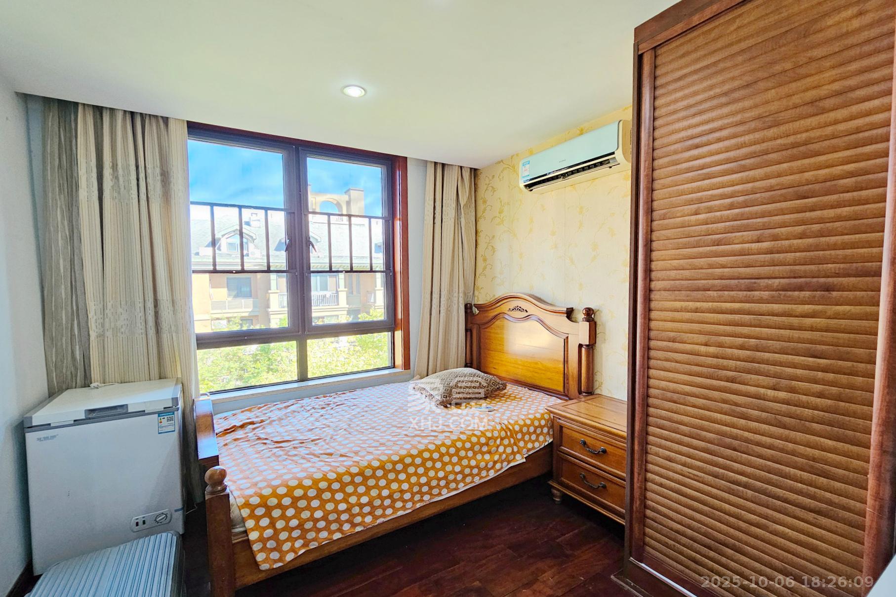 绿城桂花城  4室2厅3卫    148.0万卧室