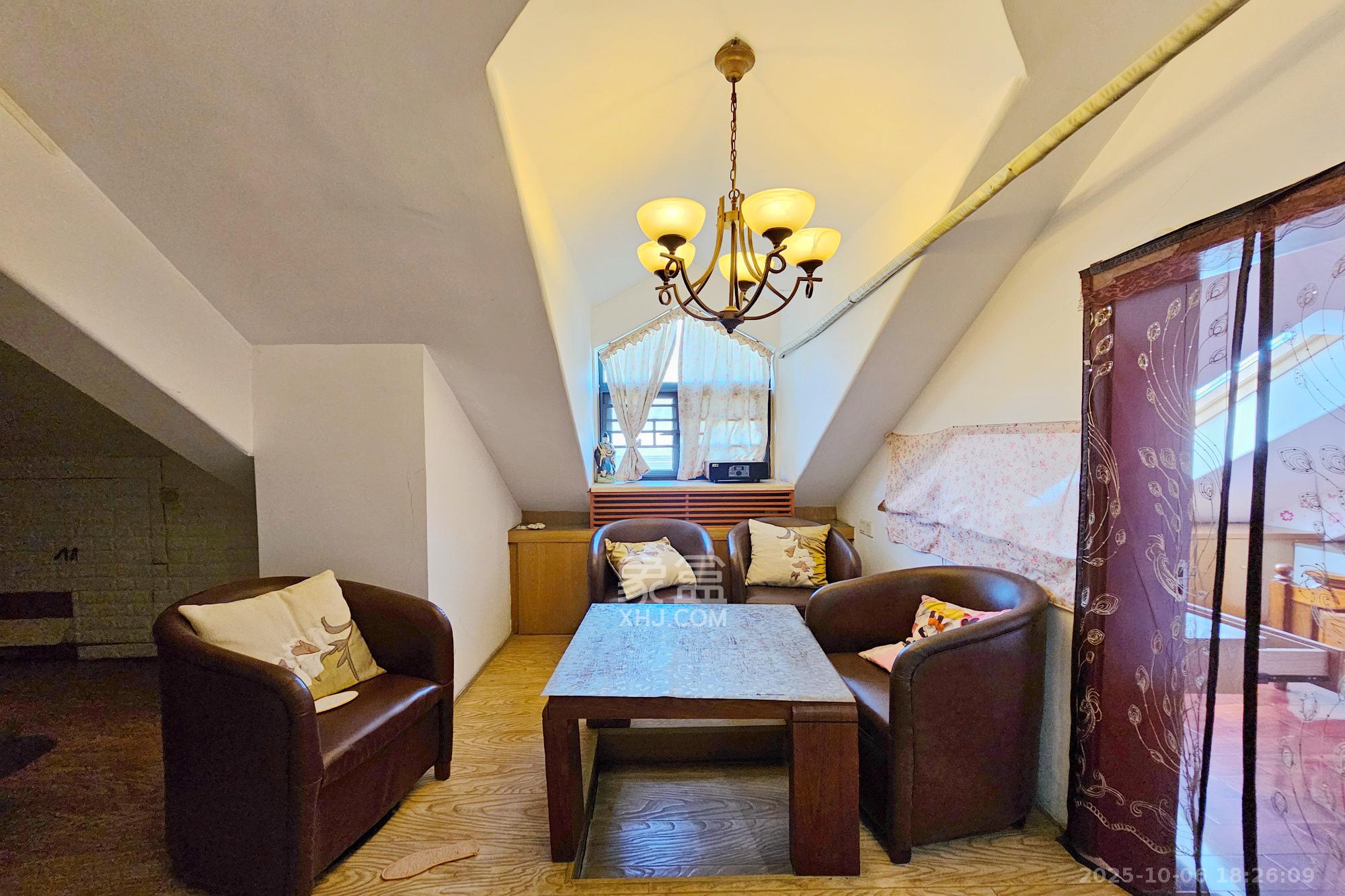 绿城桂花城  4室2厅3卫    148.0万其他