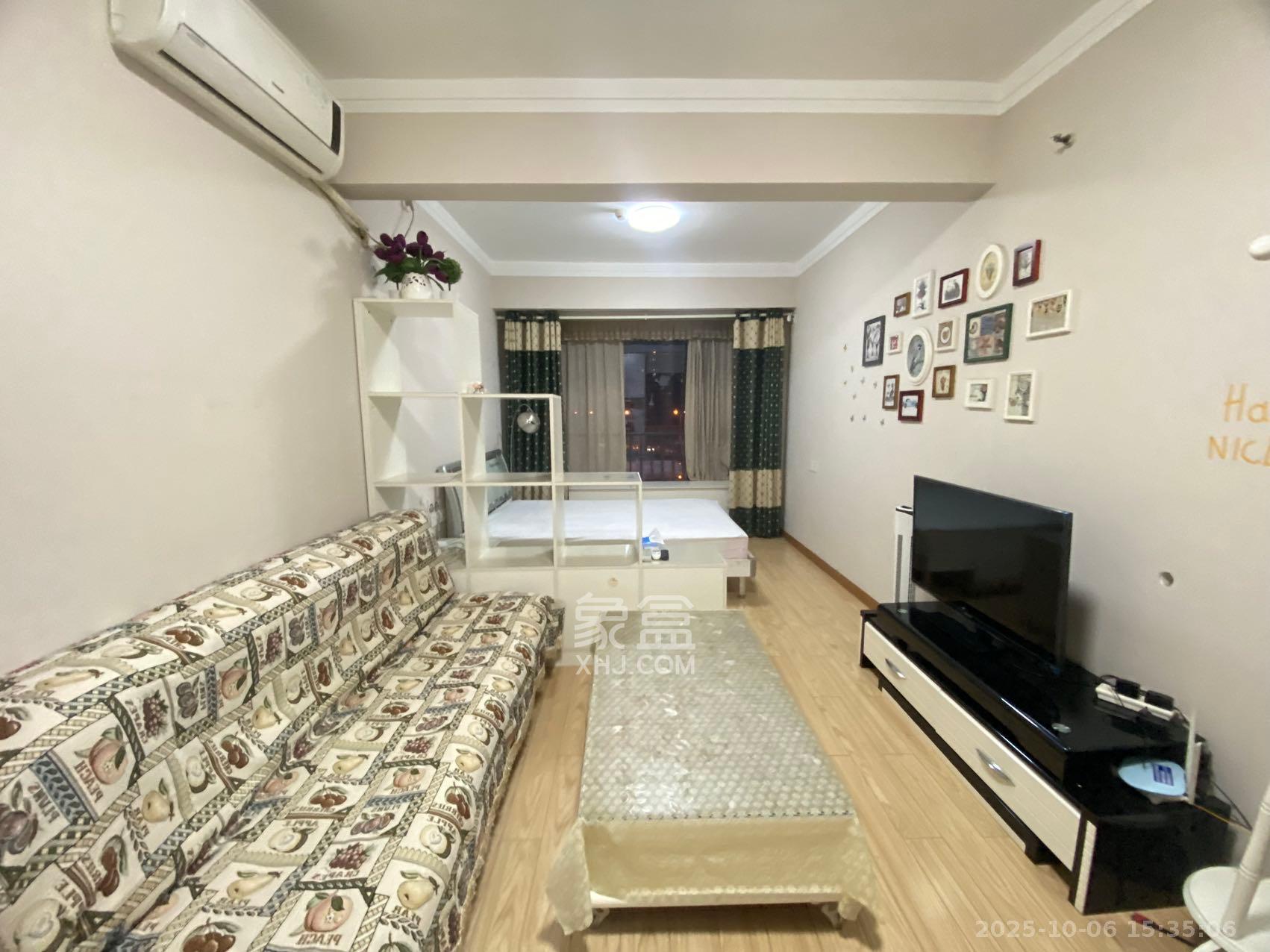 藏珑湖上国际花园 1室1厅1卫 1800.0元/月 藏珑湖上国际花园 1室1厅1卫 1800.0元/月室内图