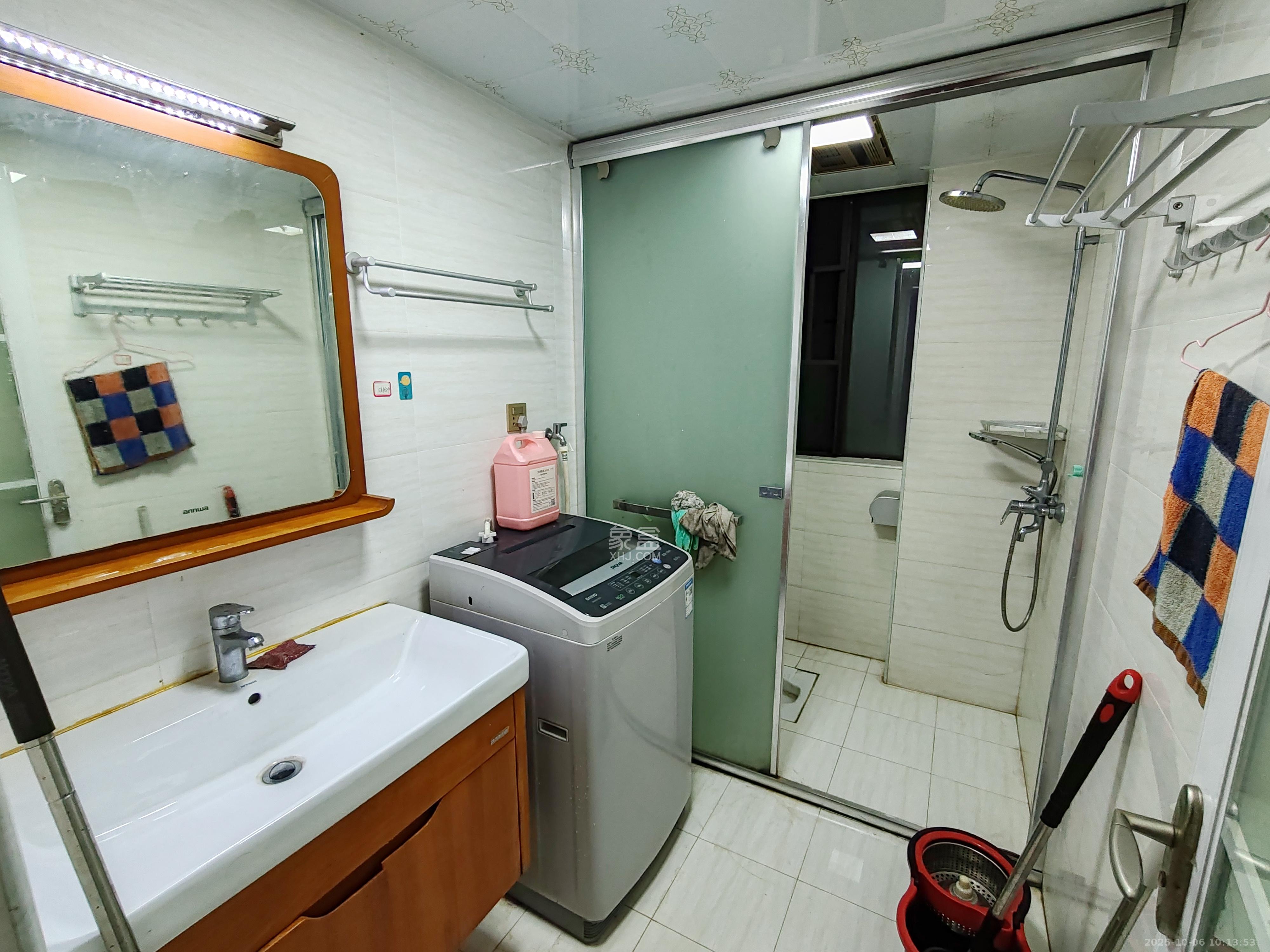 和泓梅溪四季 4室2厅2卫 3000.0元/月 和泓梅溪四季 4室2厅2卫 3000.0元/月室内图