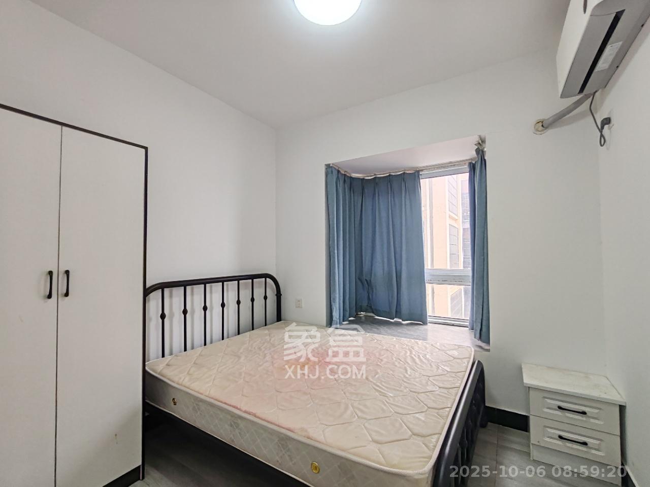 山水湾 3室2厅1卫 1500.0元/月 山水湾 3室2厅1卫 1500.0元/月室内图