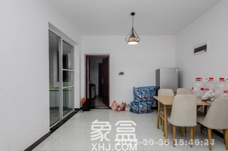 东业上城嘉苑(晟悦国际) 3室1厅1卫 1800.0元/月 东业上城嘉苑(晟悦国际) 3室1厅1卫 1800.0元/月室内图