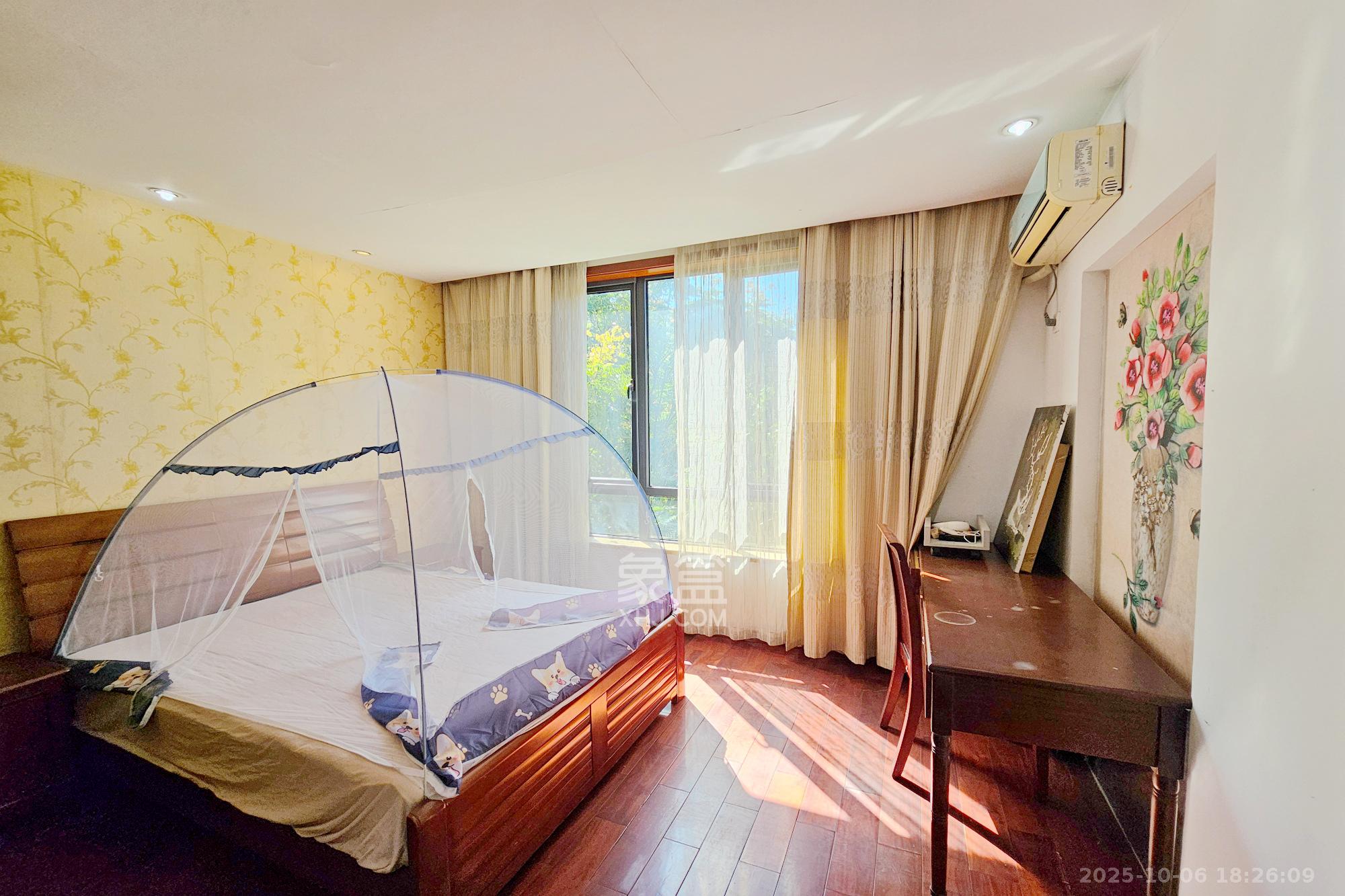 绿城桂花城  4室2厅3卫    148.0万卧室