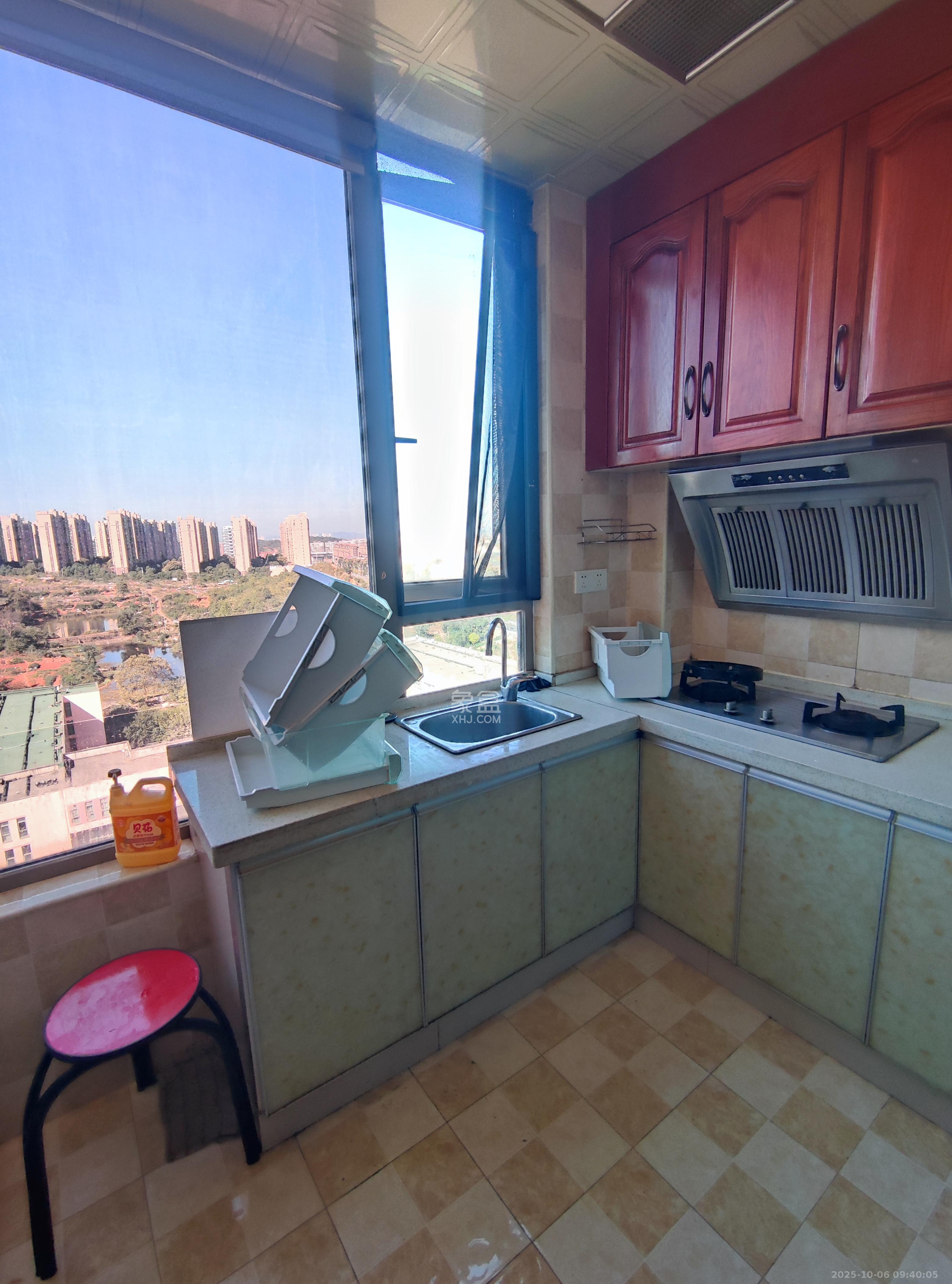 怡海星城 2室2厅1卫 1800.0元/月 怡海星城 2室2厅1卫 1800.0元/月室内图