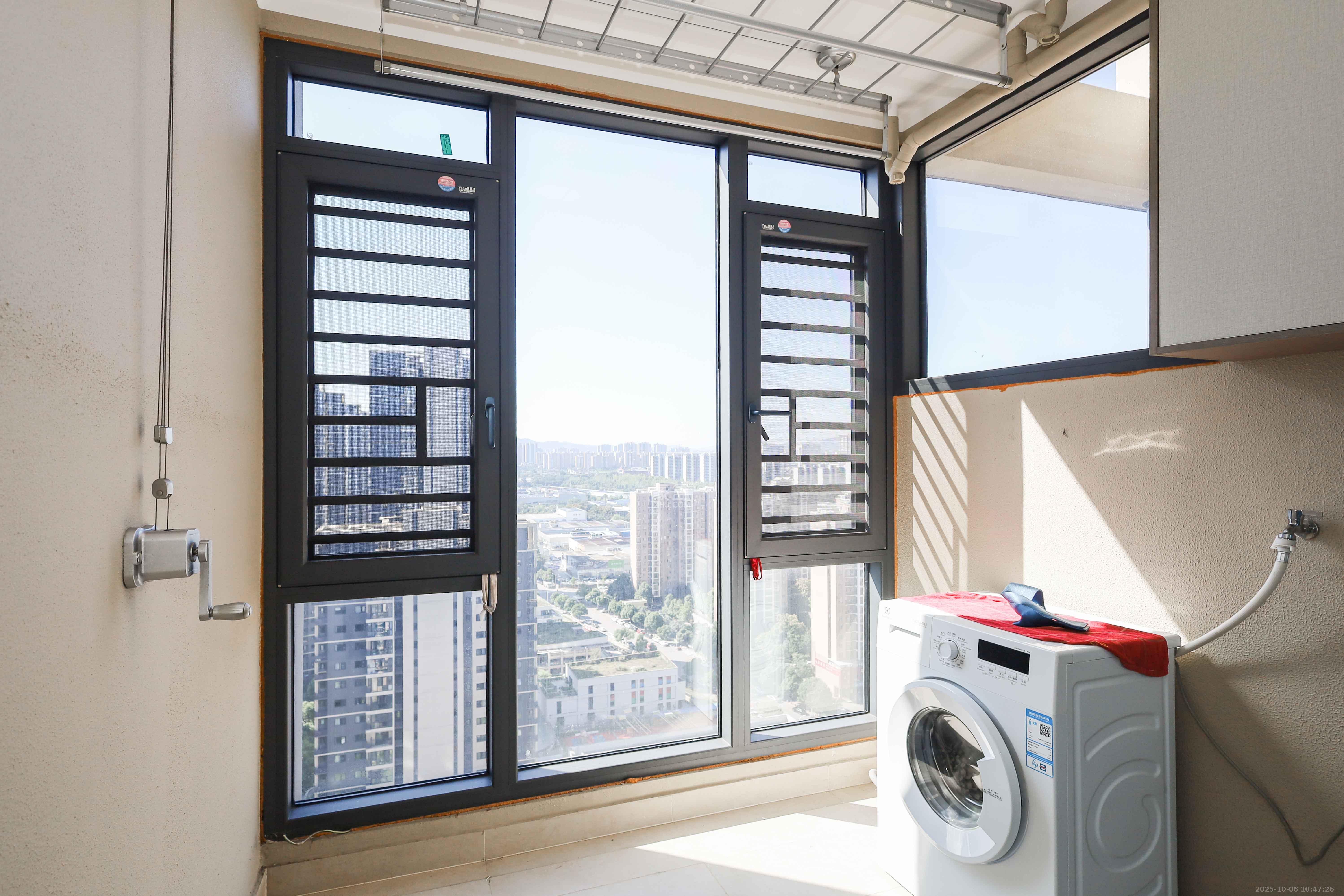 万科金色梦想C区  3室2厅1卫    123.0万 万科金色梦想C区  3室2厅1卫    123.0万阳台