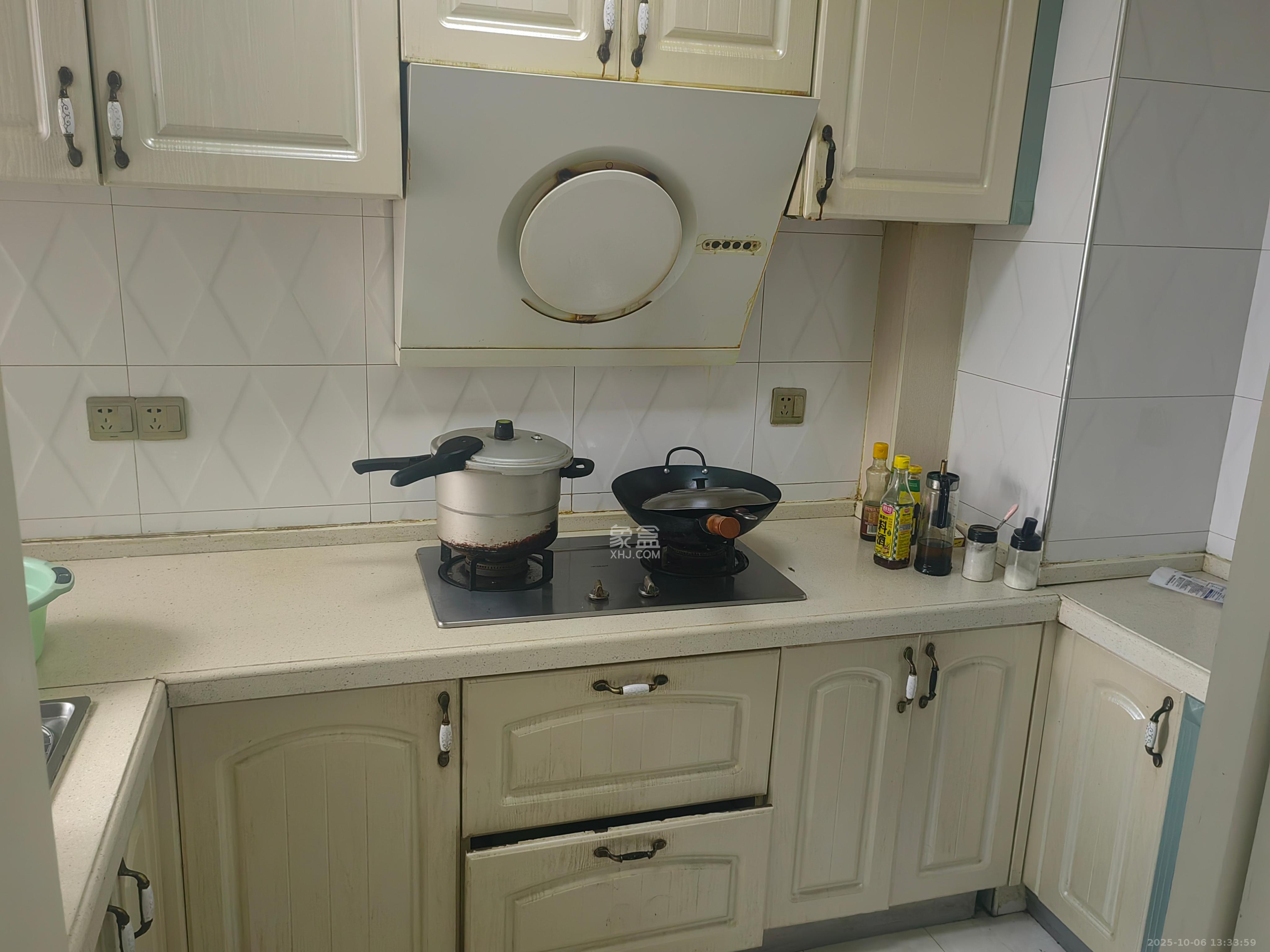 鸿基橄榄君庭 3室1厅1卫 2500.0元/月 鸿基橄榄君庭 3室1厅1卫 2500.0元/月室内图