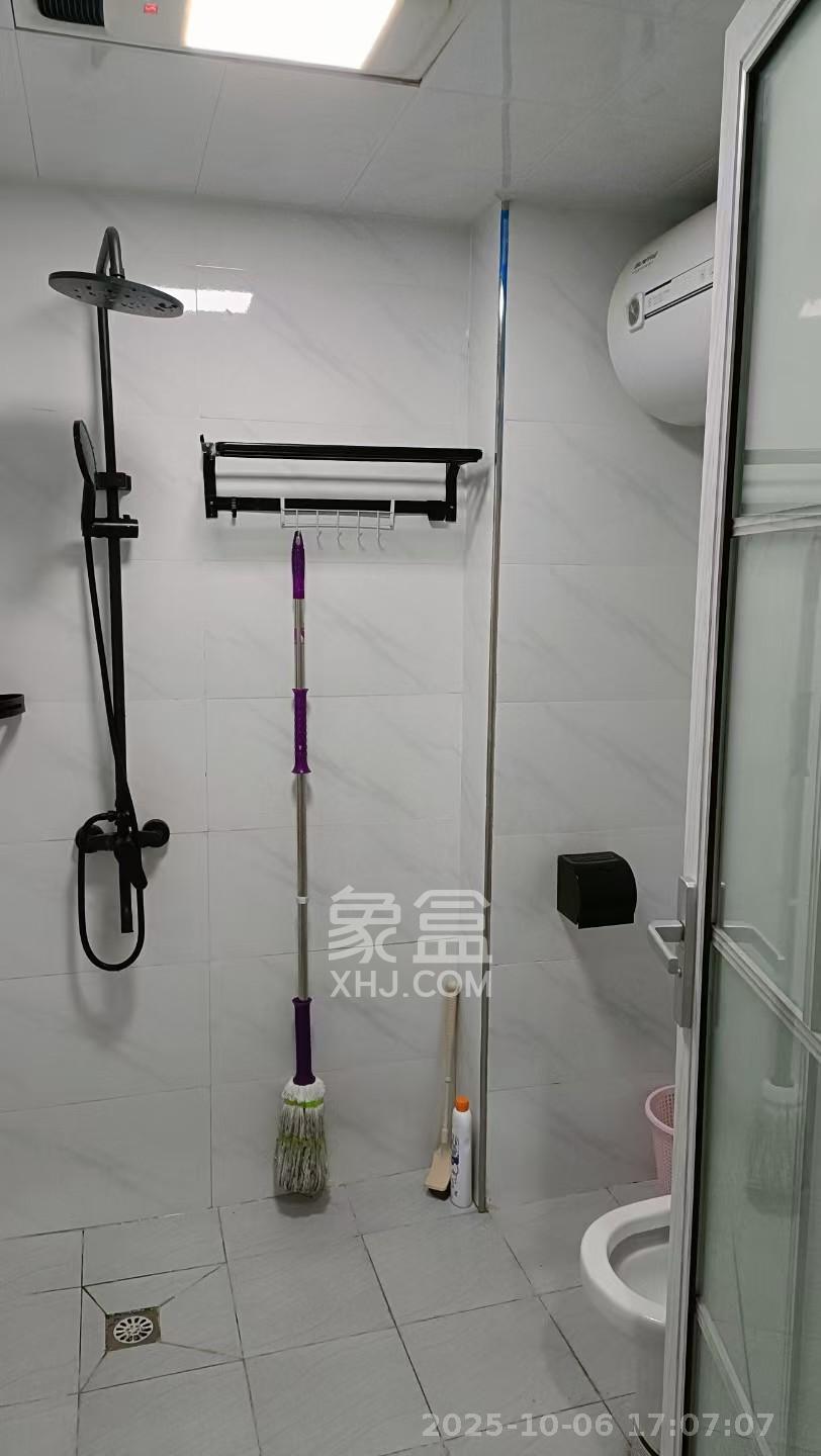 钱隆世家  1室0厅1卫   1300.00元/月室内图