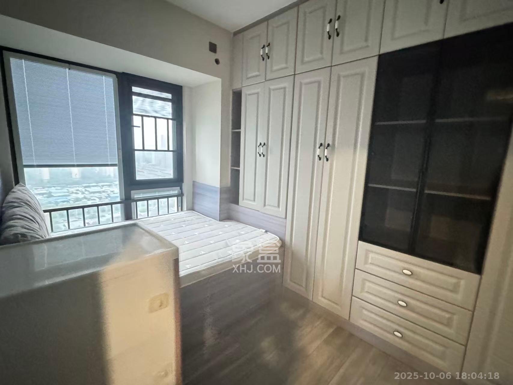 阳光城尚东湾蓝莓苑 3室1厅1卫 2599.0元/月 阳光城尚东湾蓝莓苑 3室1厅1卫 2599.0元/月室内图