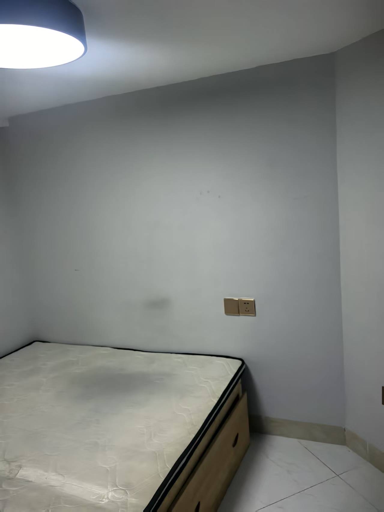 恒大海口湾二期 1室1厅1卫 2300.0元/月 恒大海口湾二期 1室1厅1卫 2300.0元/月室内图