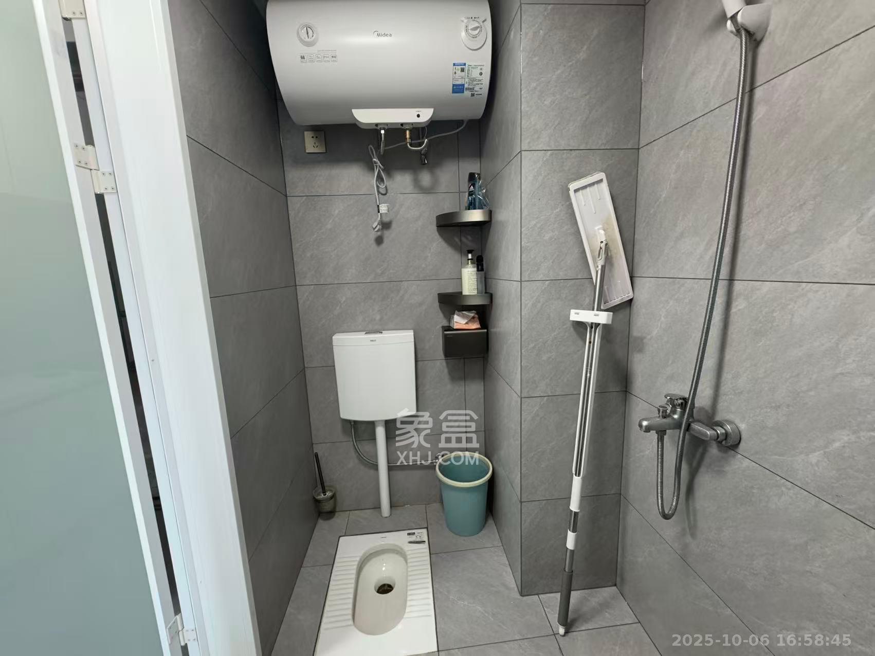 新城悦隽公园  1室1厅1卫    1200.0元/月室内图