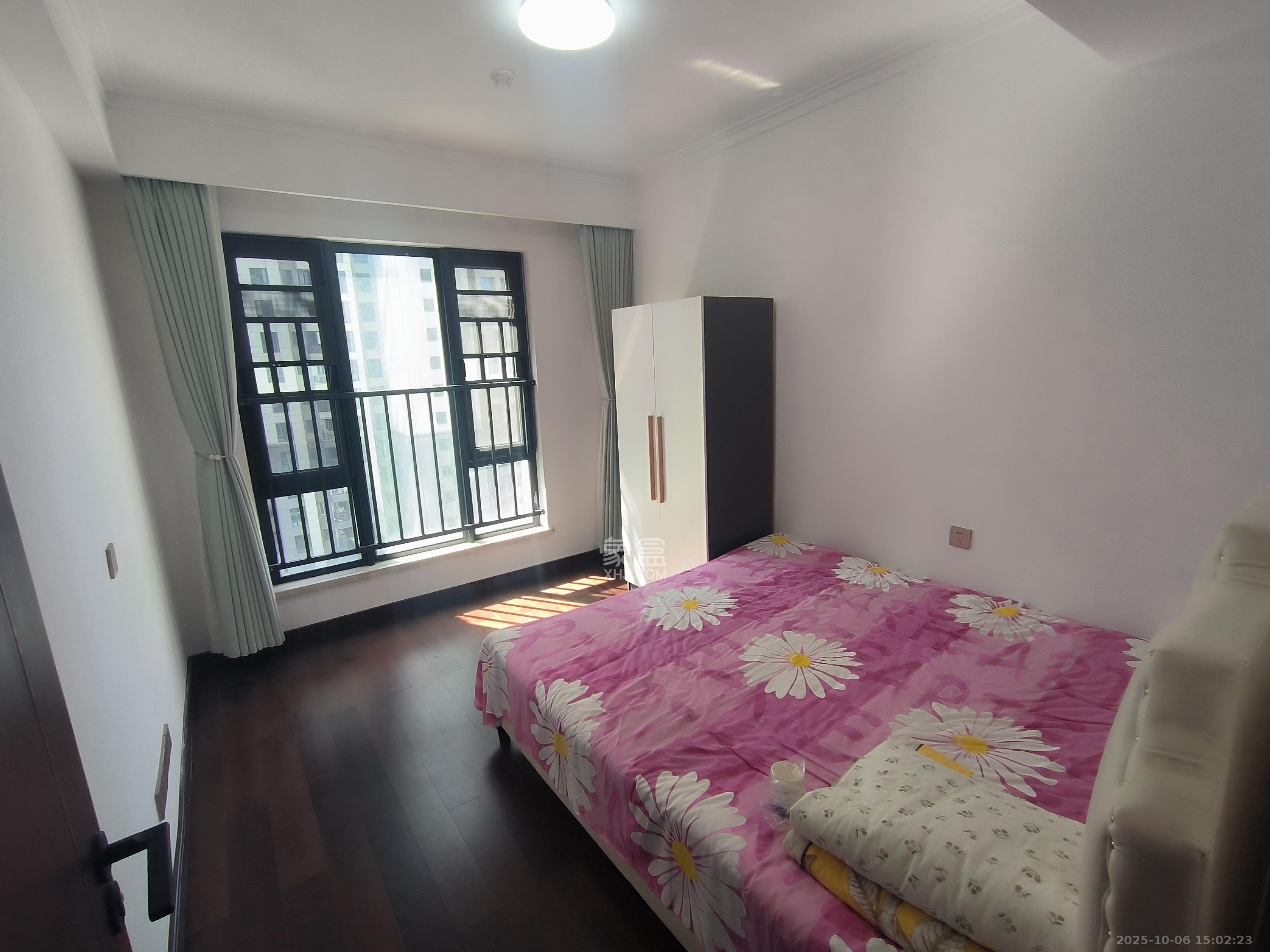 绿地长沙城际空间站（绿地新里佳苑）  4室2厅2卫    3400.0元/月室内图