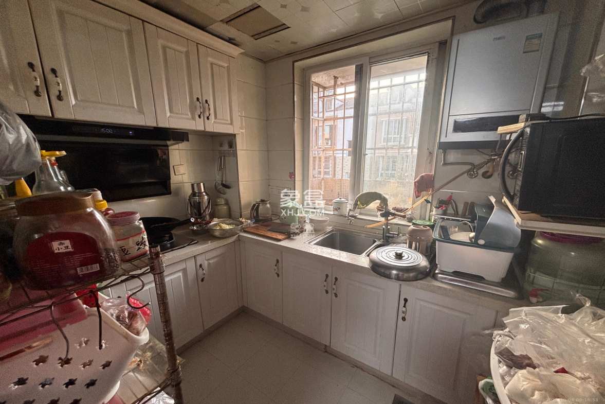 天凯东苑 3室1厅1卫 1500.0元/月 天凯东苑 3室1厅1卫 1500.0元/月室内图