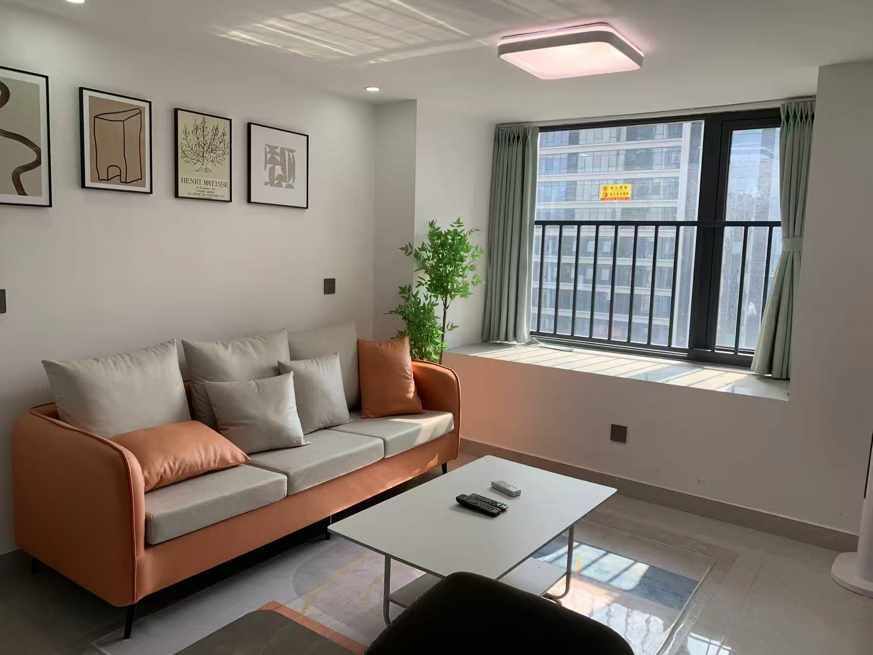 保利中环广场(保利中悦苑)  2室1厅1卫    2500.0元/月 保利中环广场(保利中悦苑)  2室1厅1卫    2500.0元/月户型图