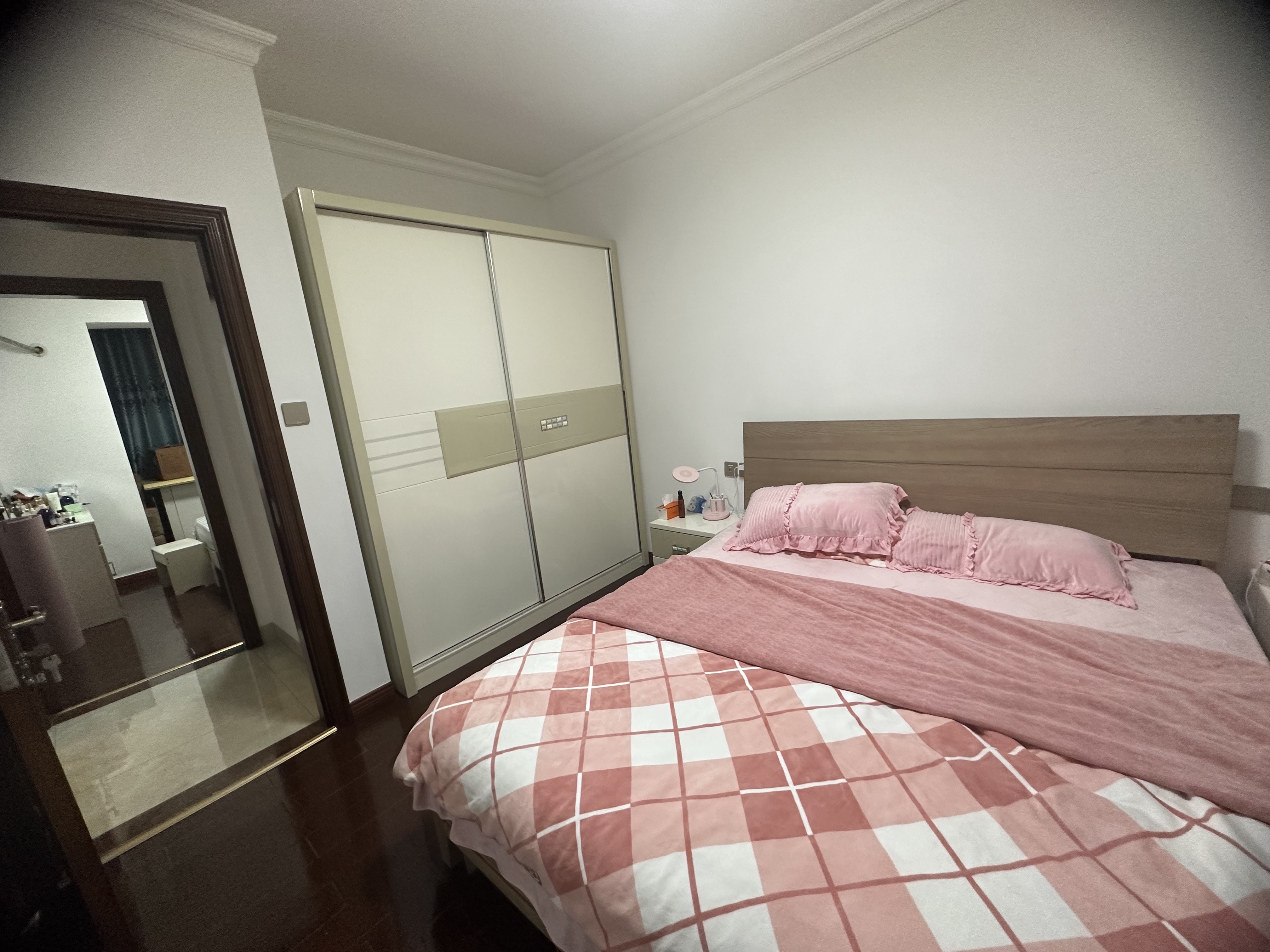 国兴城(B区) 2室1厅1卫 2800.0元/月 国兴城(B区) 2室1厅1卫 2800.0元/月室内图