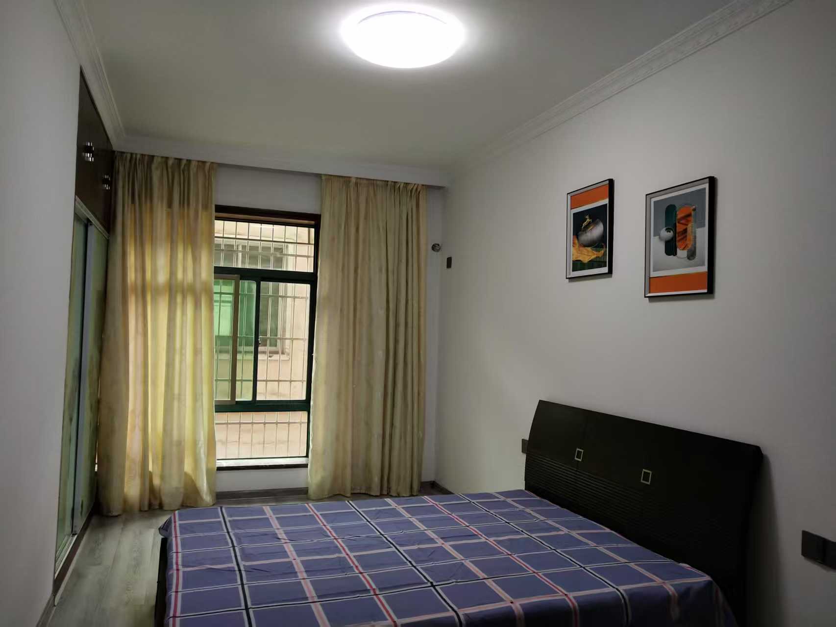 中天花园 1室0厅0卫 1600.0元/月 中天花园 1室0厅0卫 1600.0元/月室内图