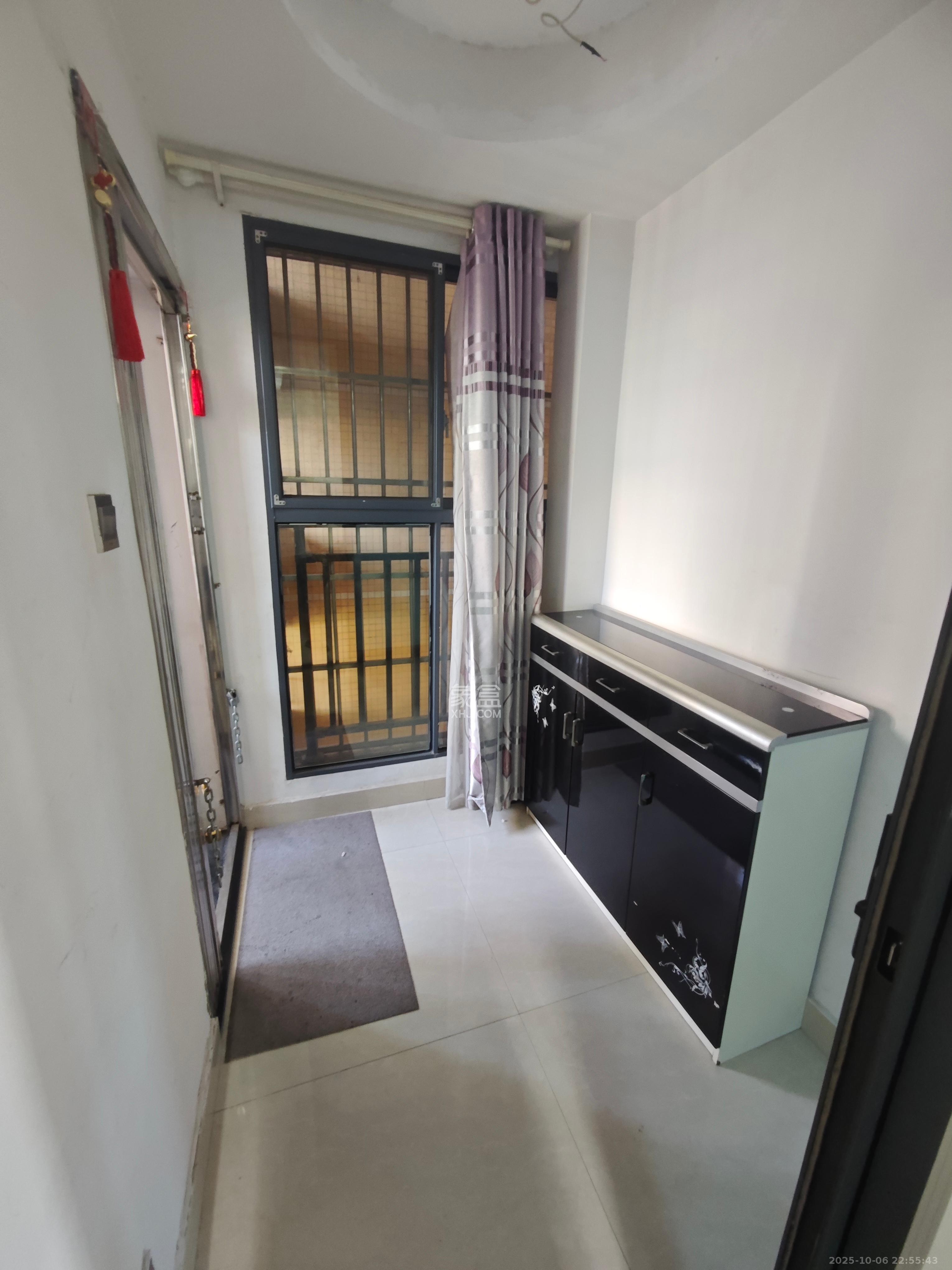 桂花二村 1室1厅1卫 1100.0元/月 桂花二村 1室1厅1卫 1100.0元/月室内图