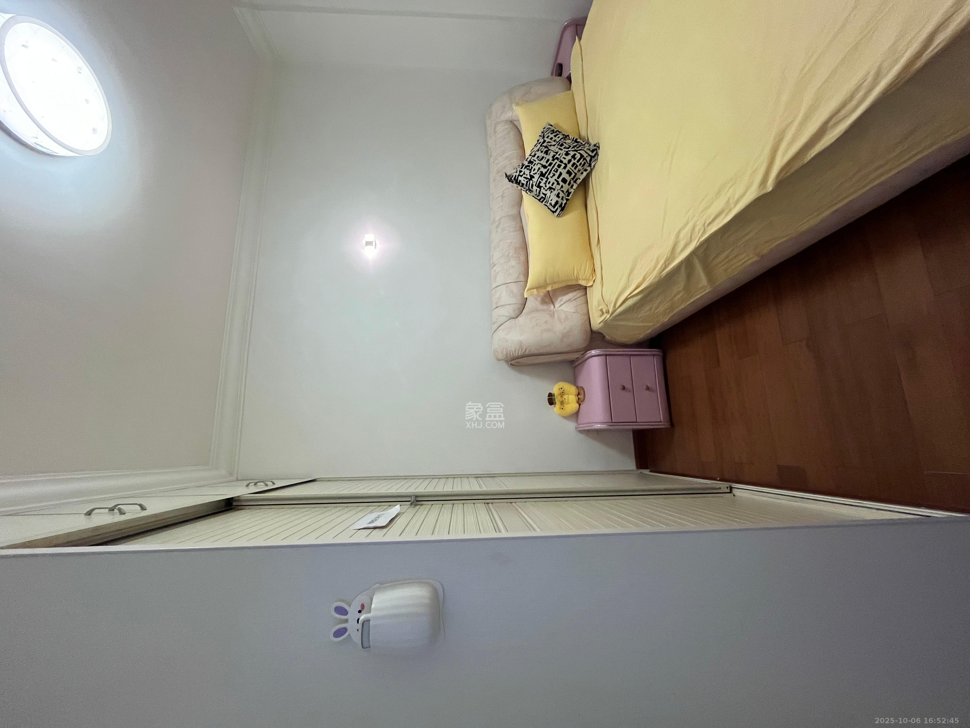 蓝湾国际广场  3室2厅1卫    3000.0元/月室内图