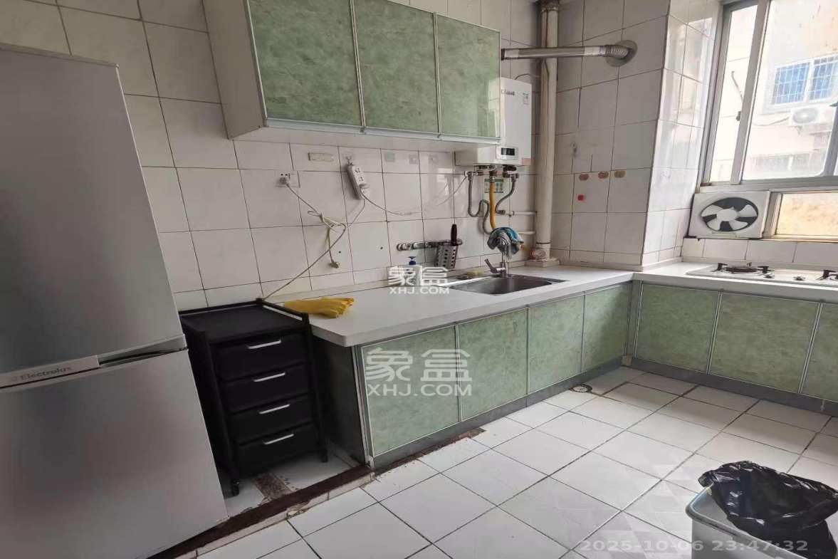 湖南省农业厅  4室1厅1卫    2800.0元/月 湖南省农业厅  4室1厅1卫    2800.0元/月室内图