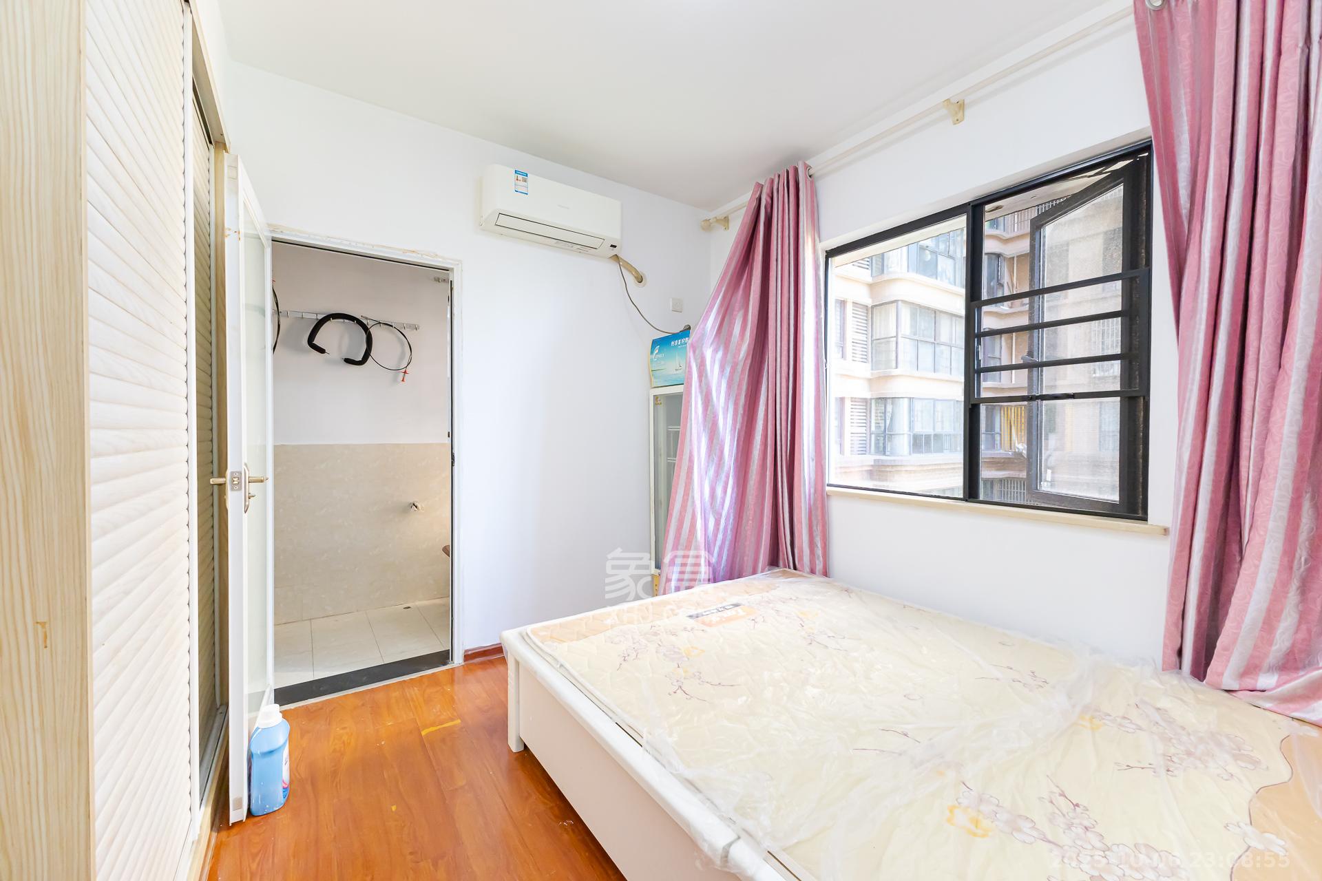 润和之悦（金泽园）  3室2厅1卫    63.0万卧室