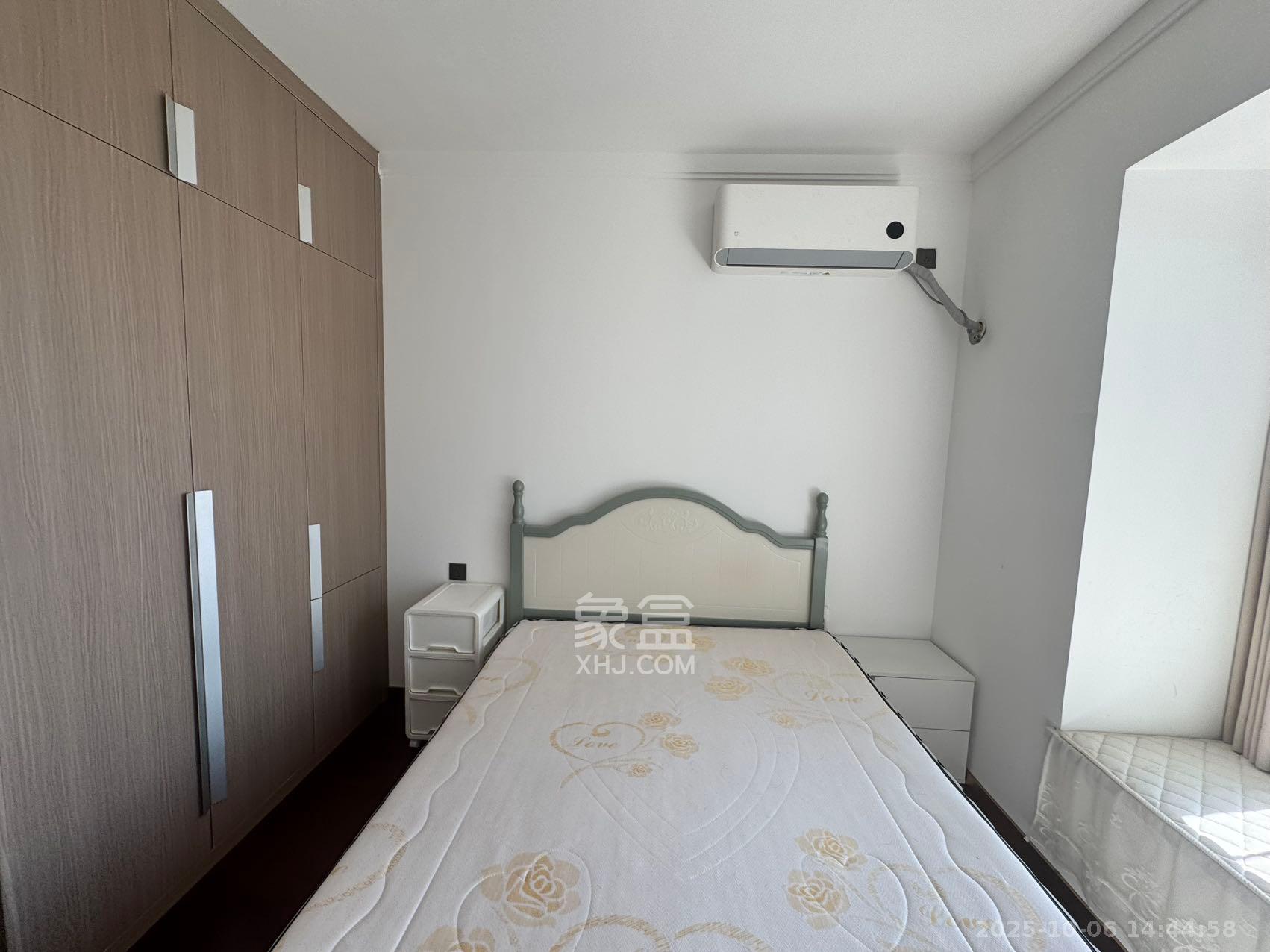 旭辉雨花郡 4室2厅2卫 5800.0元/月 旭辉雨花郡 4室2厅2卫 5800.0元/月室内图