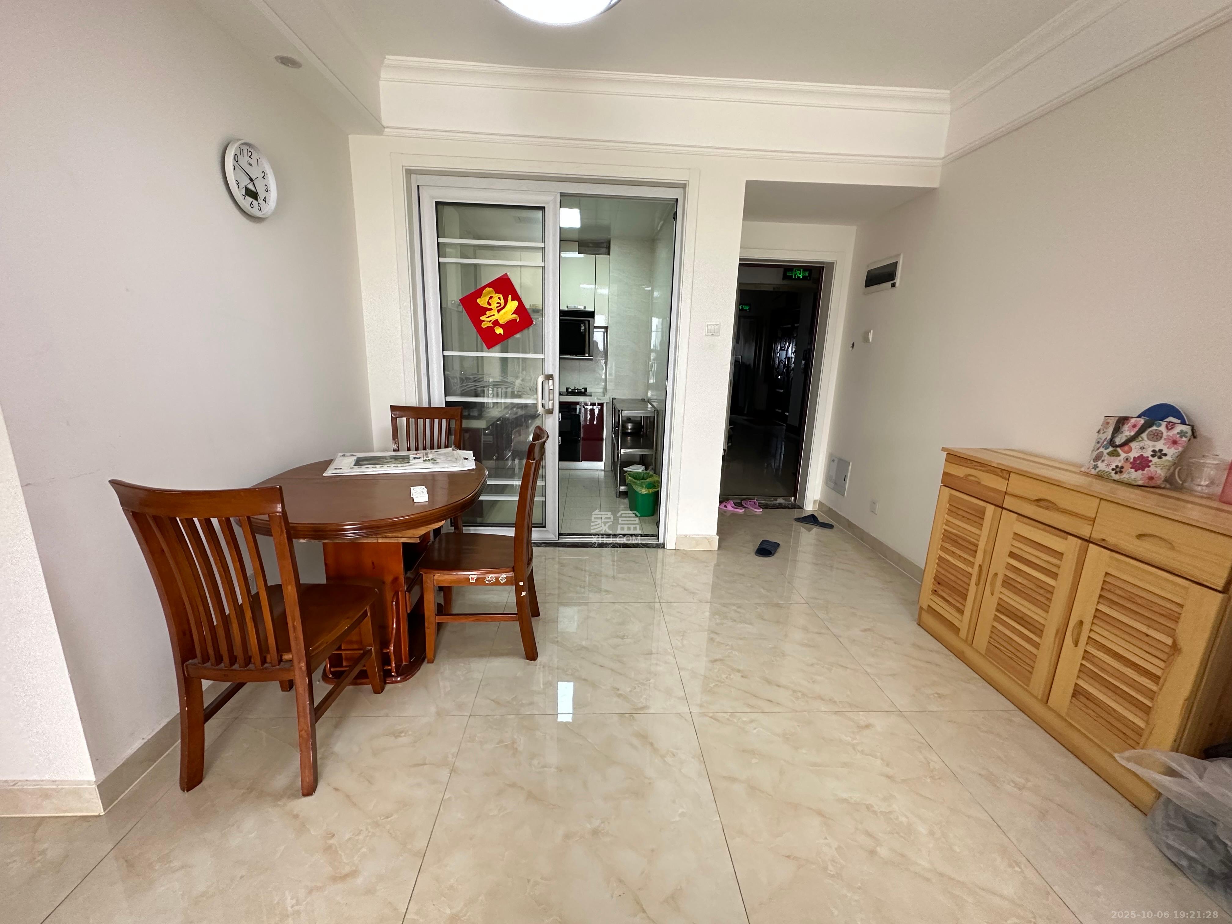 钰龙天下二期（钰龙佳园）  3室2厅1卫    2800.0元/月室内图