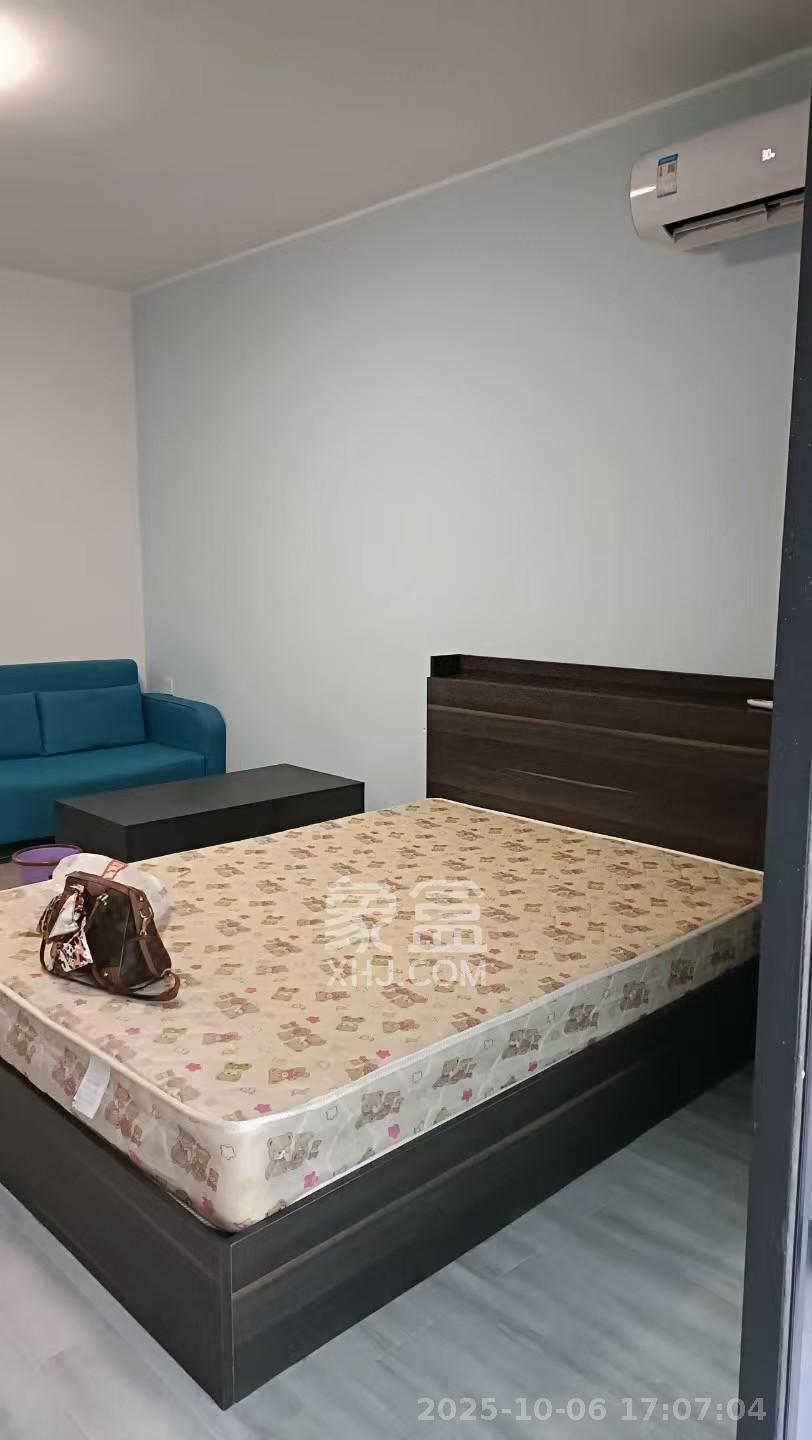 钱隆世家 1室0厅1卫 1300.0元/月 钱隆世家 1室0厅1卫 1300.0元/月室内图