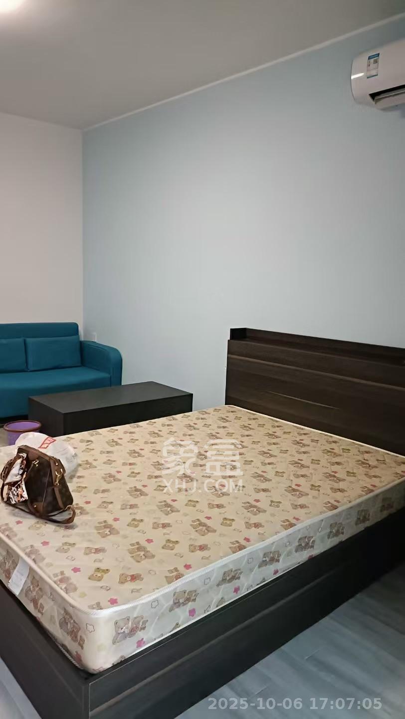 钱隆世家 1室0厅1卫 1300.0元/月 钱隆世家 1室0厅1卫 1300.0元/月室内图