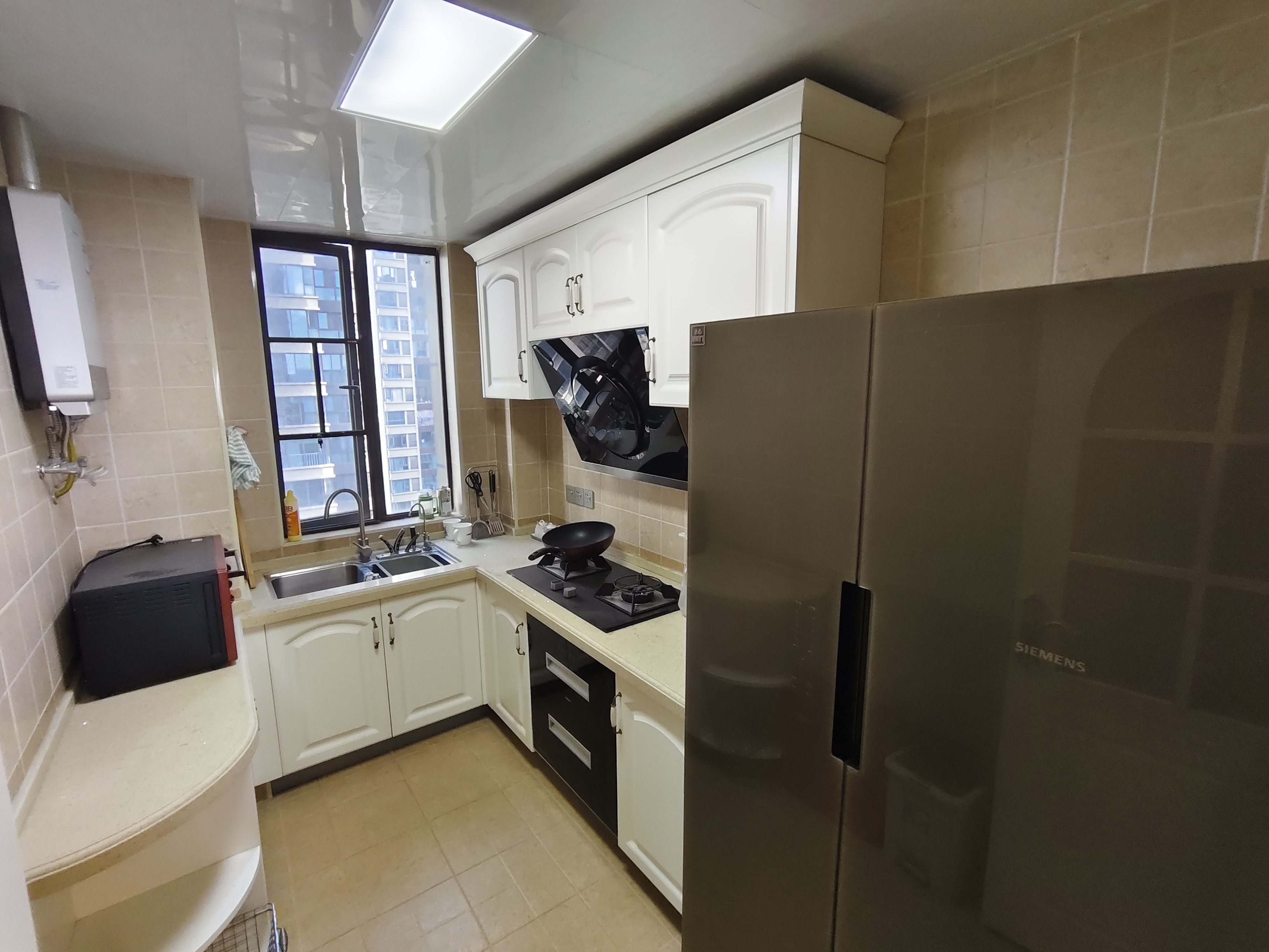 铂金汉宫  3室2厅2卫    80.8万 铂金汉宫  3室2厅2卫    80.8万室内图