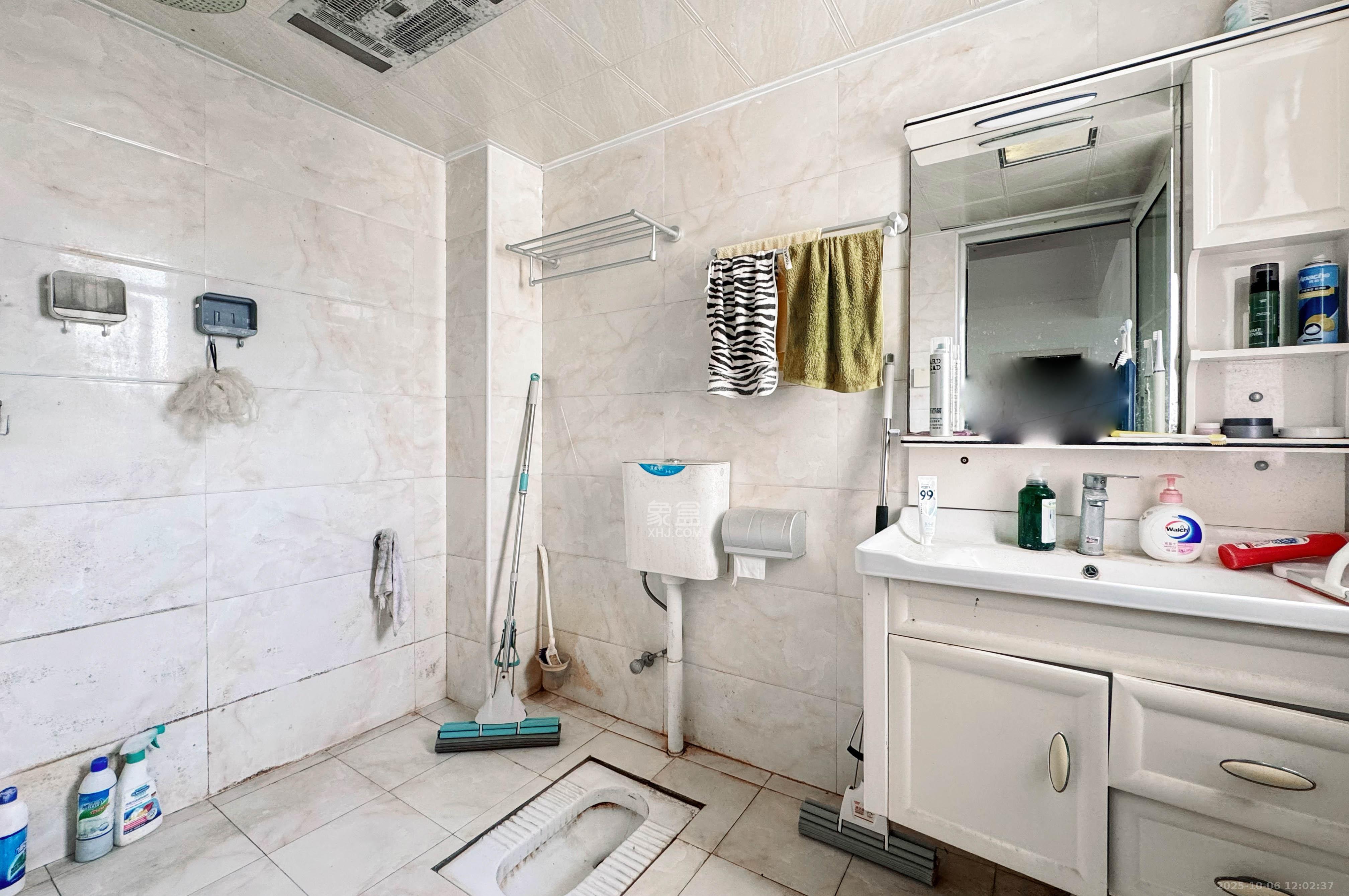 海林馨香雅苑  2室2厅1卫    70.0万卫生间