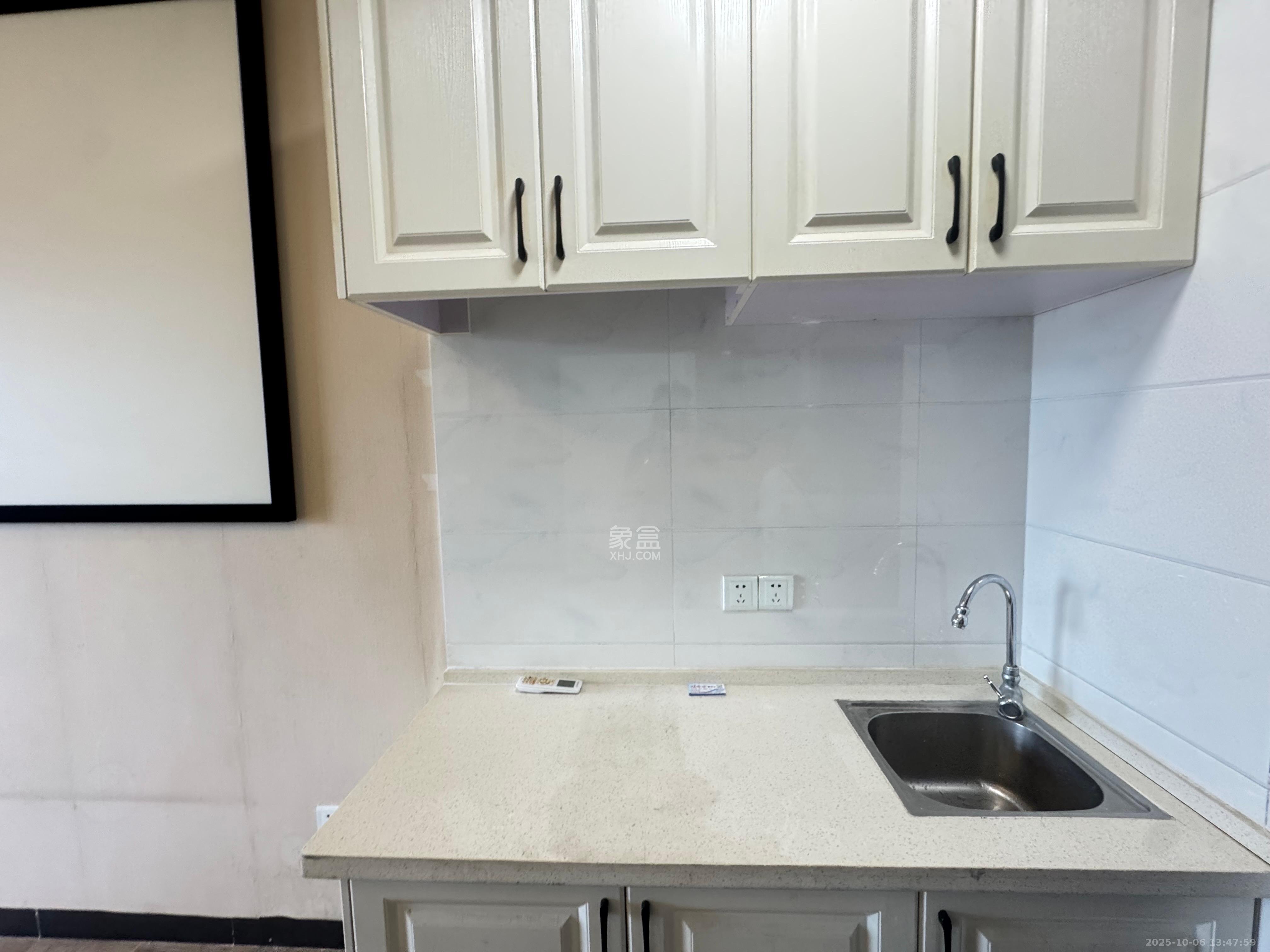 奥克斯缔壹城  1室1厅1卫    1200.0元/月室内图