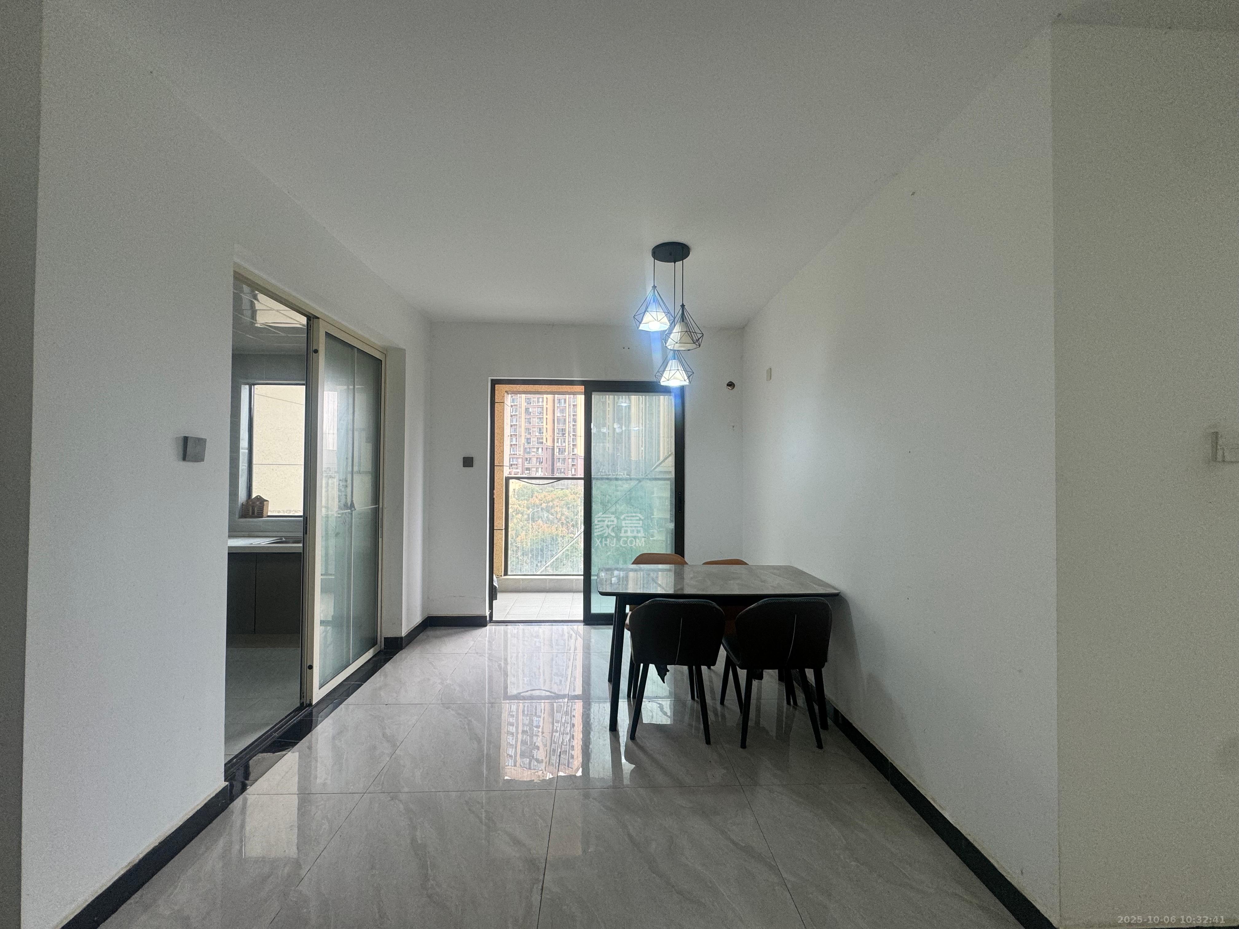 国欣向荣府 4室1厅1卫 3800.0元/月 国欣向荣府 4室1厅1卫 3800.0元/月室内图