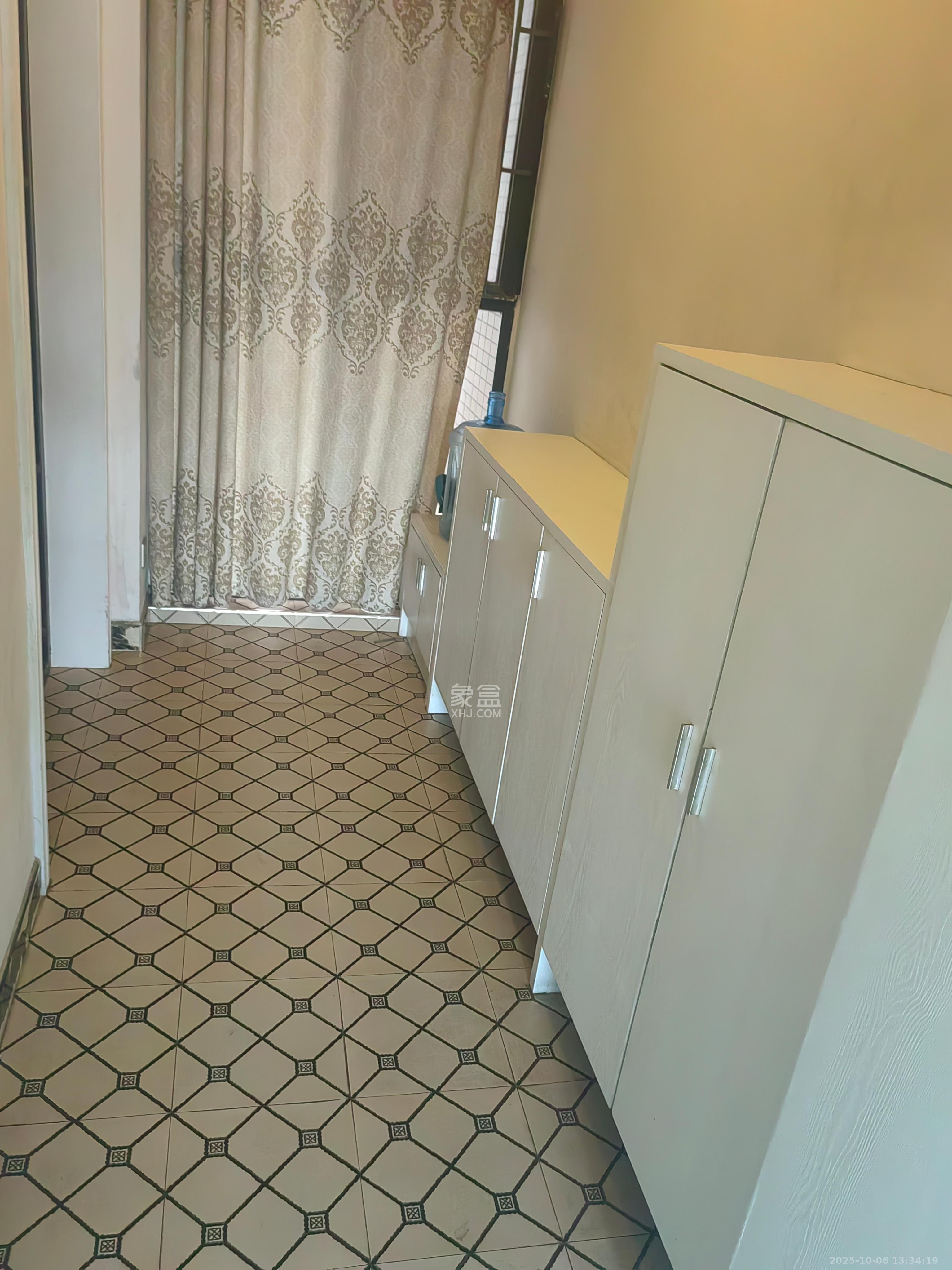 鸿基橄榄君庭 3室1厅1卫 2500.0元/月 鸿基橄榄君庭 3室1厅1卫 2500.0元/月室内图